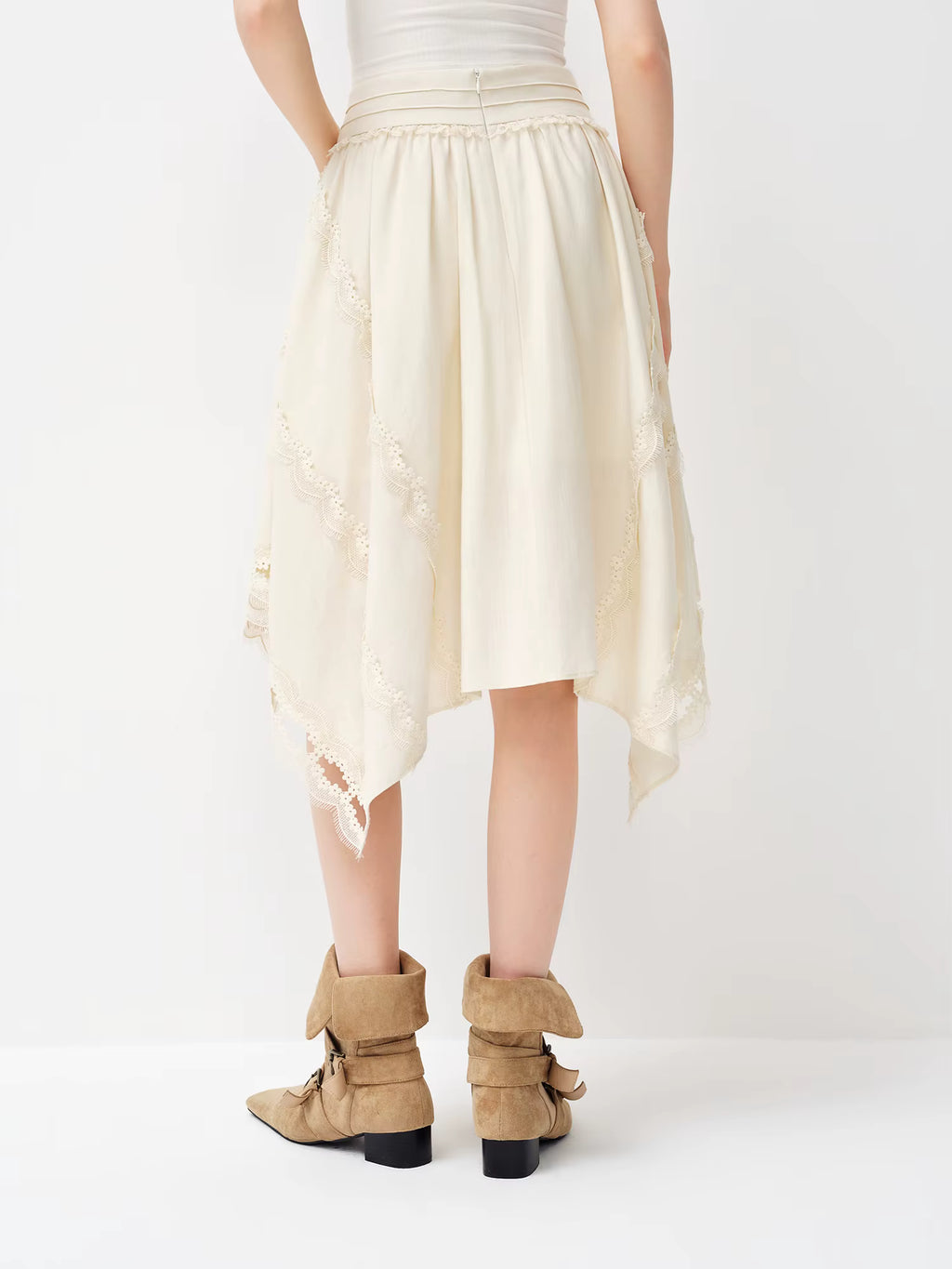 2026 Spring Women's V-Neck Ruffle Camisole Asymmetrical Hem Skirt Two Piece Set Bohemian Floral Coord Soft Elegant Style