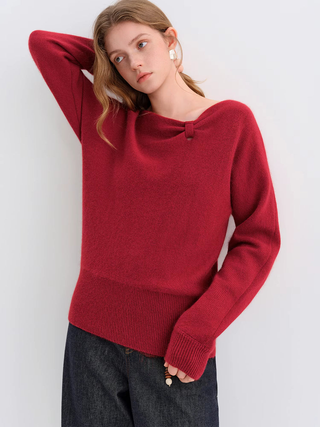 Soft Butterfly Pleated Close-Fitting Crew Neck Knit Sweater for Women Winter 2025 New Arrival Red Sweaters Sweet Pullovers