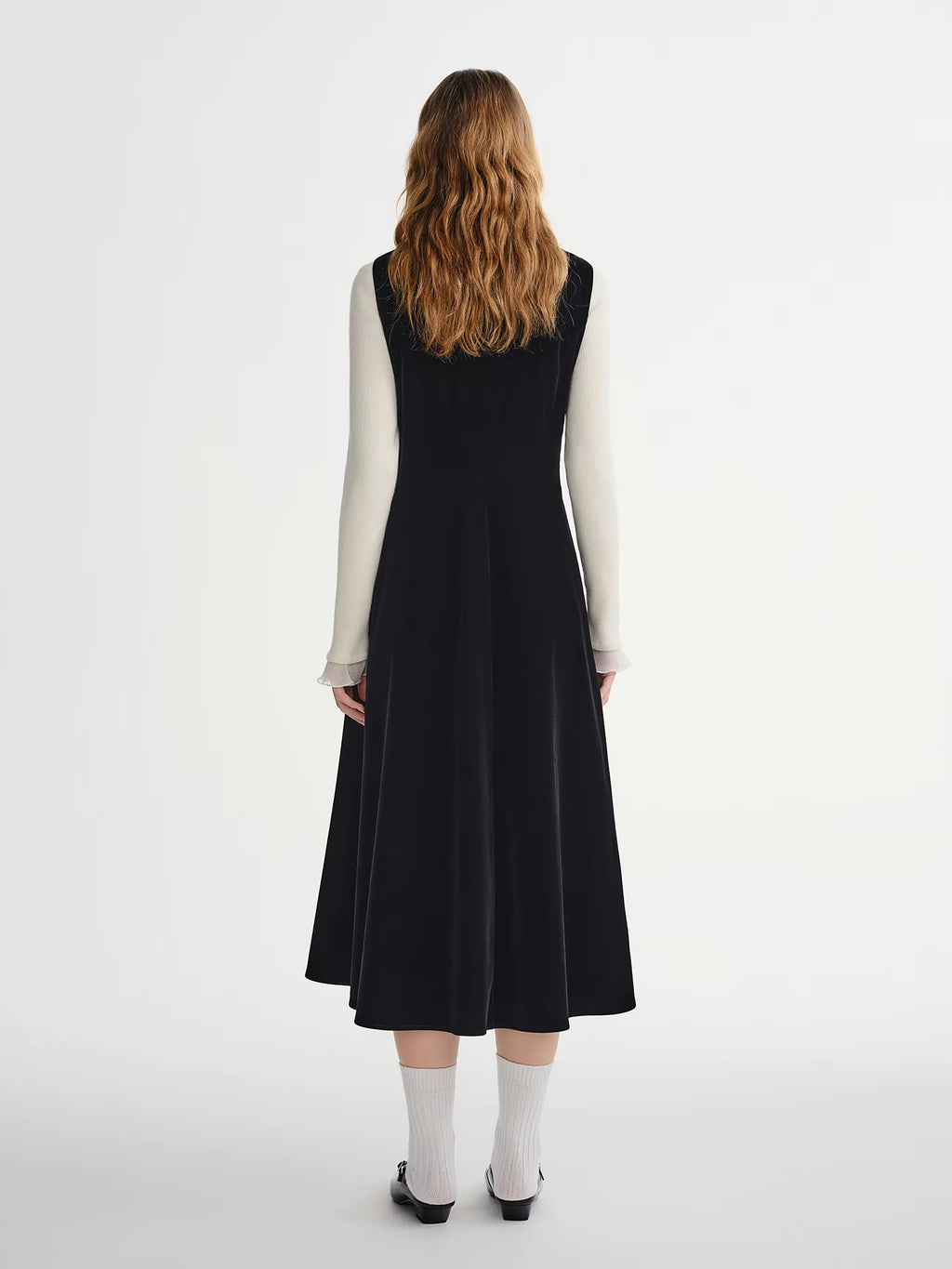 Stylish Plus-Size Flowing Velvet Waist defining Vest Design Dress - Autumn/Winter Deep V-Neck Sleeveless 2025 Winter New