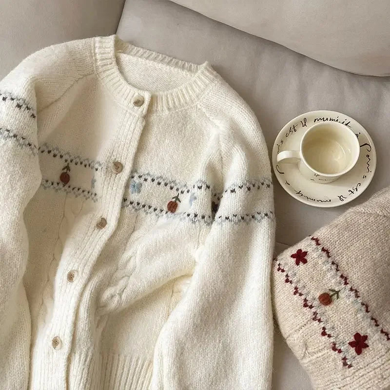 2024 New Artistic Floral Embroidery Round Neck Sweater Jacket Women's Autumn Single-Breasted Knitted Cardigan Sensibility Design