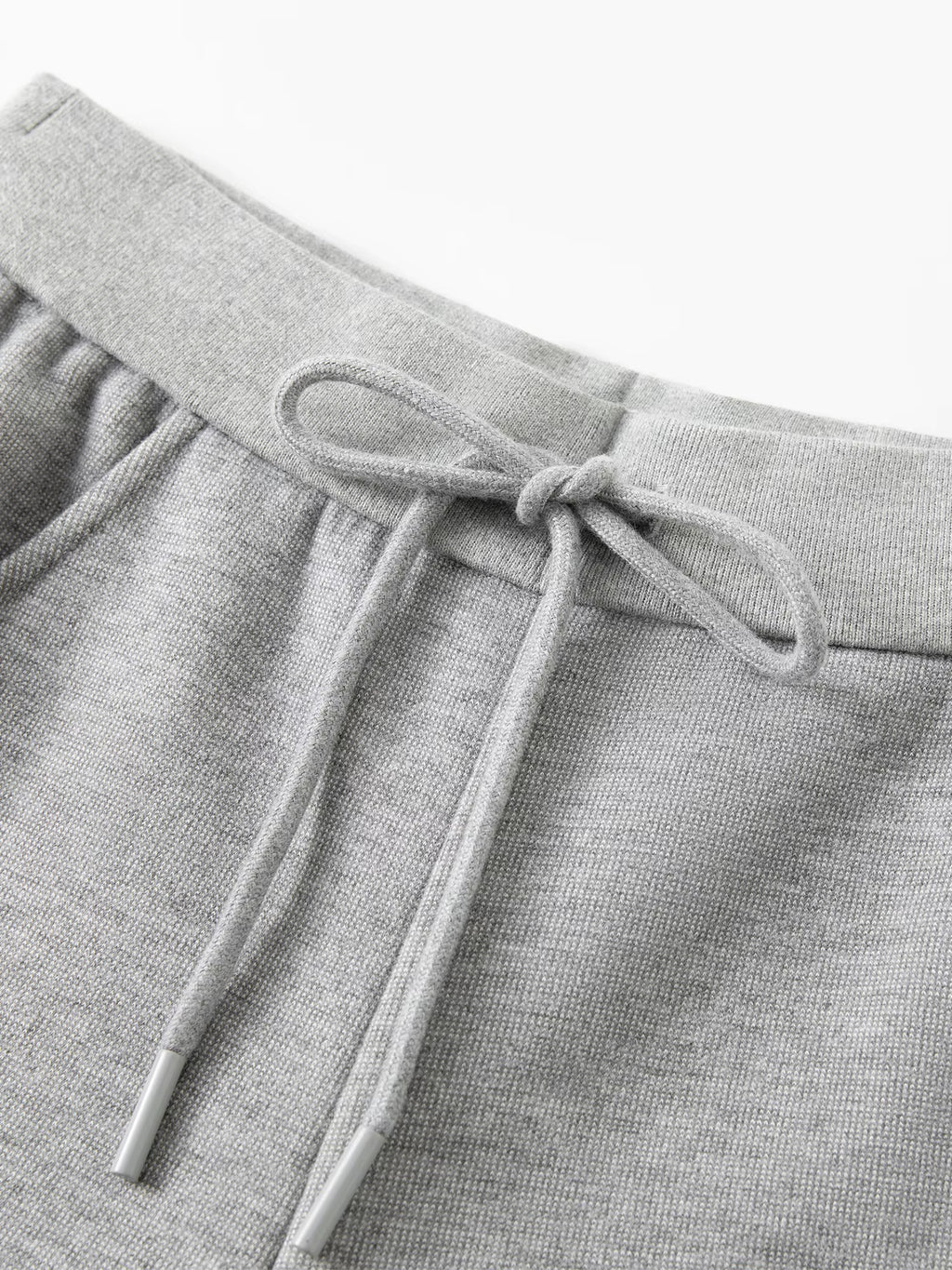Elegant Embroidery Design Hooded Sweatshirt Set for Women Fall Winter 2025 New Arrival Slimming Sporty Sweatshirt Pants