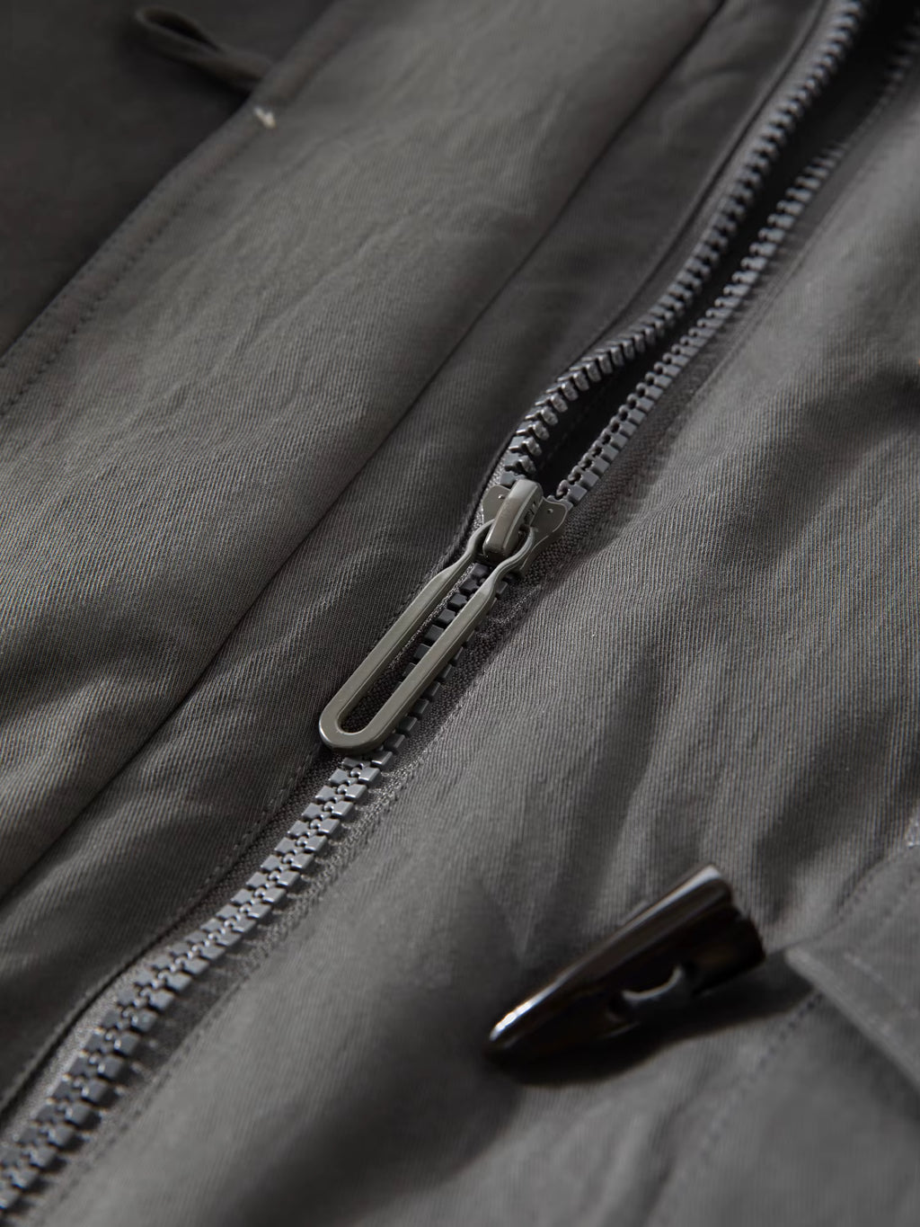 Raccoon Dog Fur-Lined Collar Parka Mid-Length Down Jacket for Women Winter 2025 New Arrival Keep Warm Khaki Down Coat