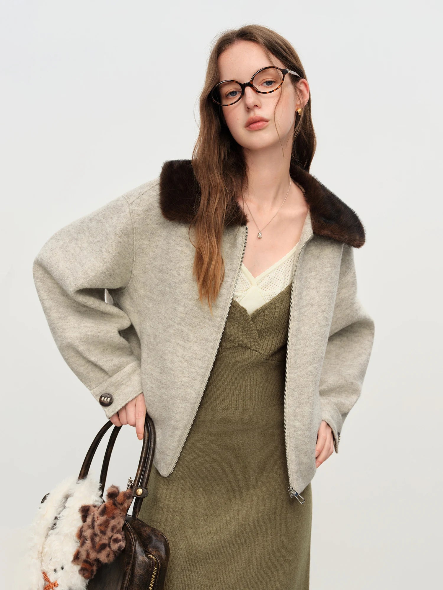 Roma-style Wool-Blend Jacket with Fake Fur Collar Vintage Pleated Short Coat for Women Winter 2025 New Arrival Winter Coat