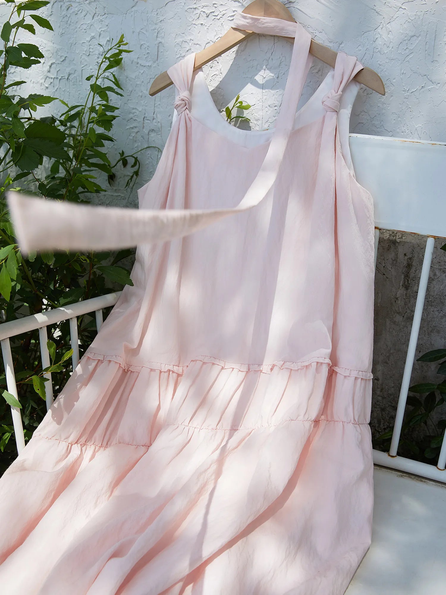 FSLE 【Premium Series】 Twisted Straps Flowing Dress - 2025 Summer New Collection Pink Sweet Dresses