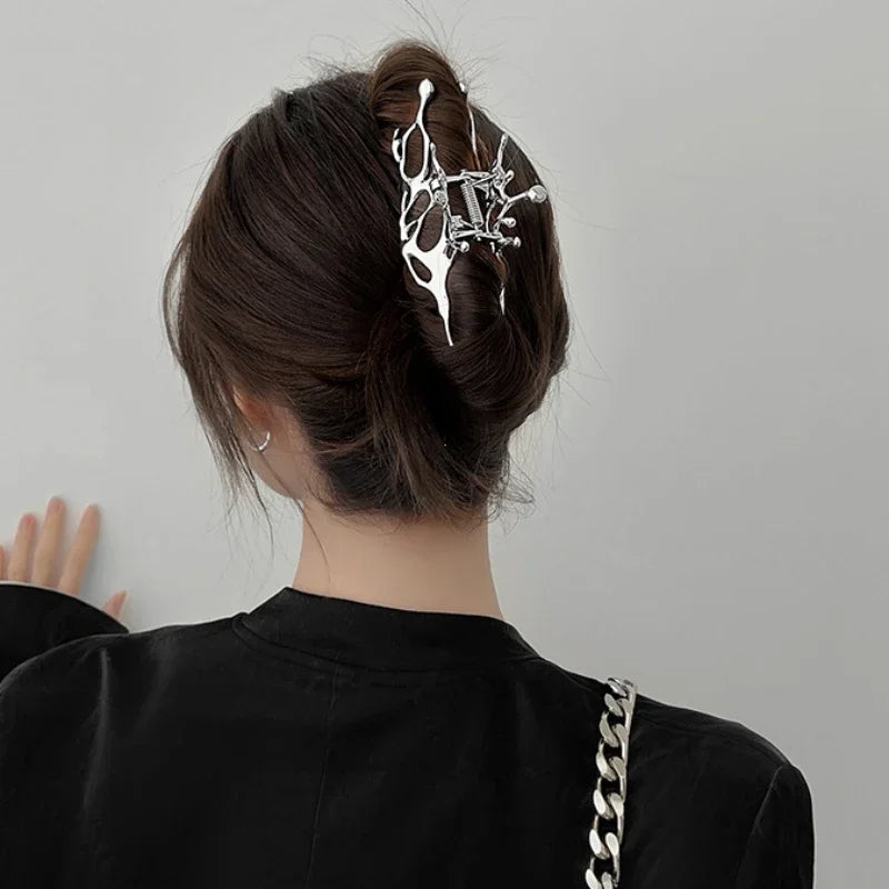 Y2k Geometric Claw Clips Women Large Metal Silver Color Korean Fashion Shark Hair Clips Grab Clamps Girls Hair Accessories