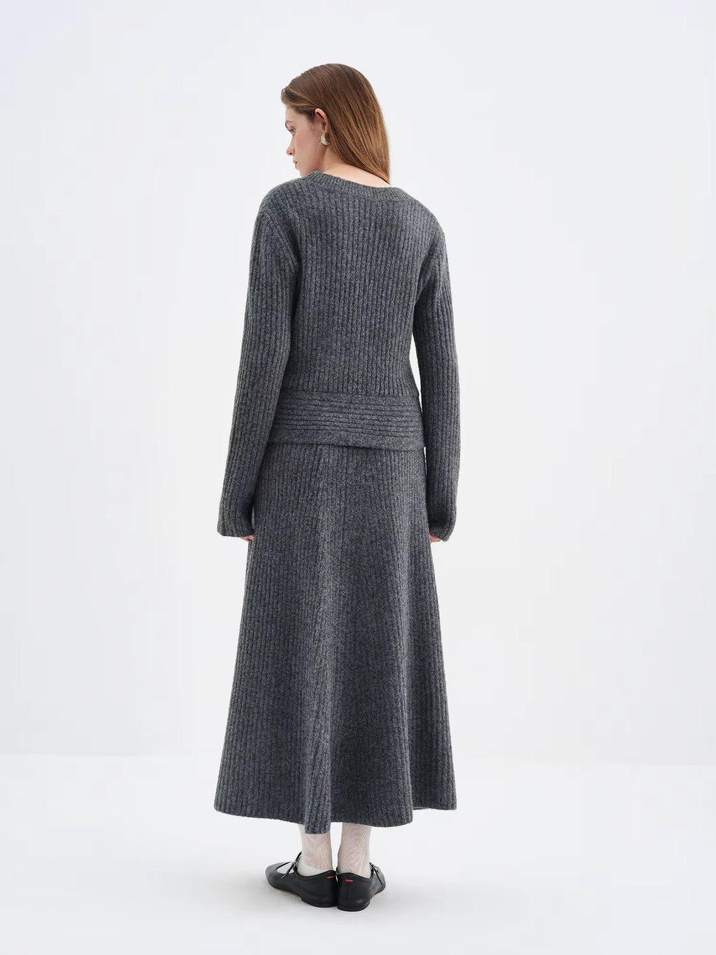 Fall 2025 Winter New Arrival Elegant Knitwear Twisted Knit Sweater and Skirt Two-Piece Outfit Sweater and Long Skirts Sets