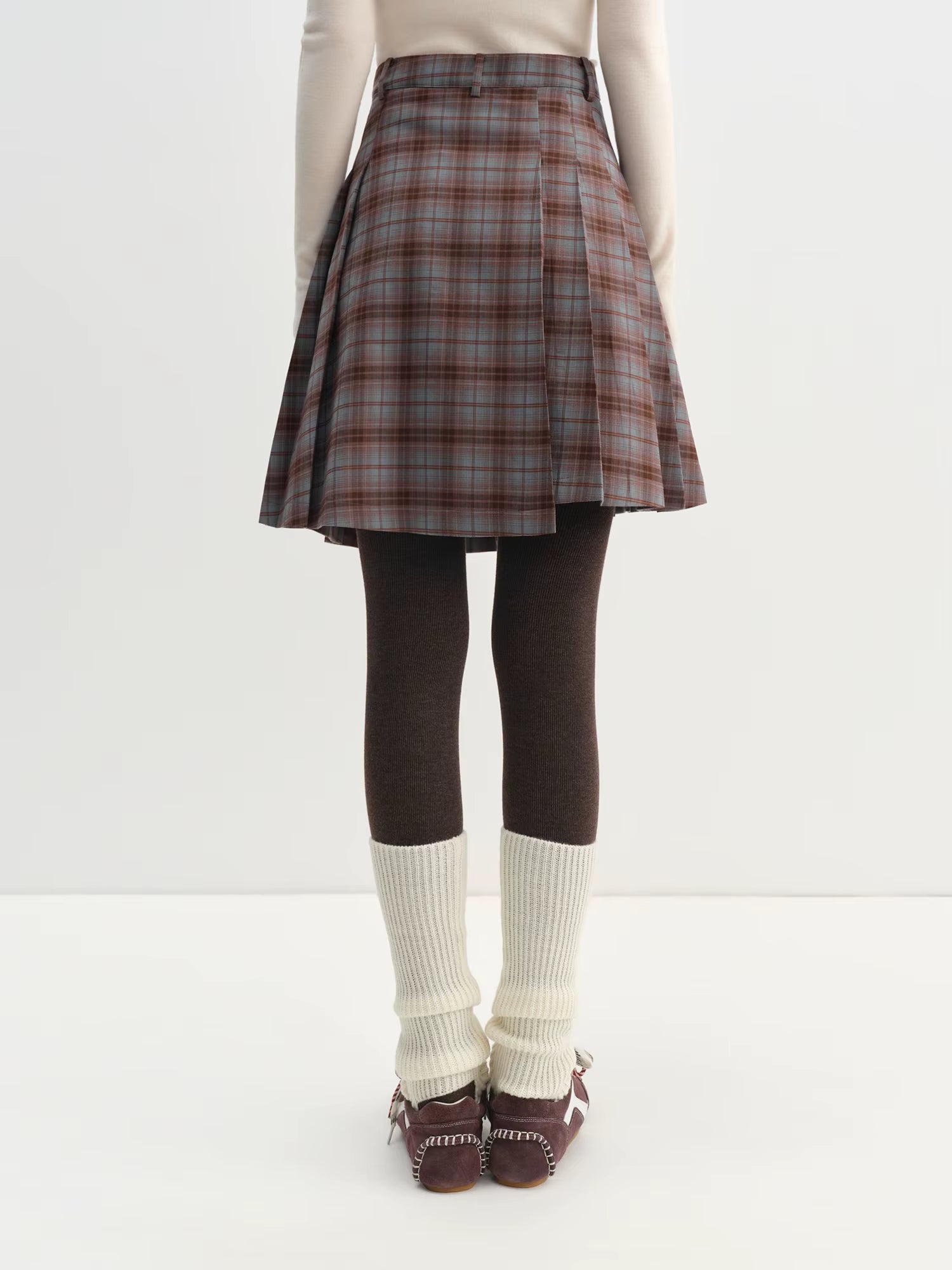 Vintage Irregular Plaid Skirt 2025 Winter New Pleated Mini Skirts Women Korean Style Commuting Streetwear Classic