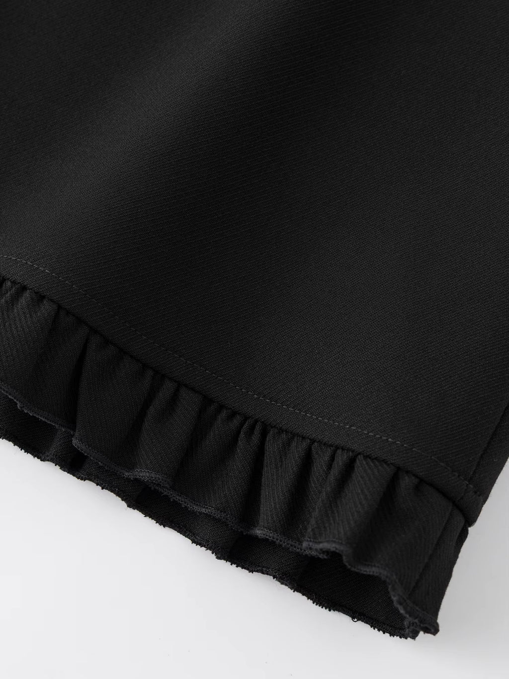 Elegant Design Ruffled Hem Flattering A-Line Half Skirt Winter Autumn 2025 New Arrival Skirt Black Knee High Office Skirts