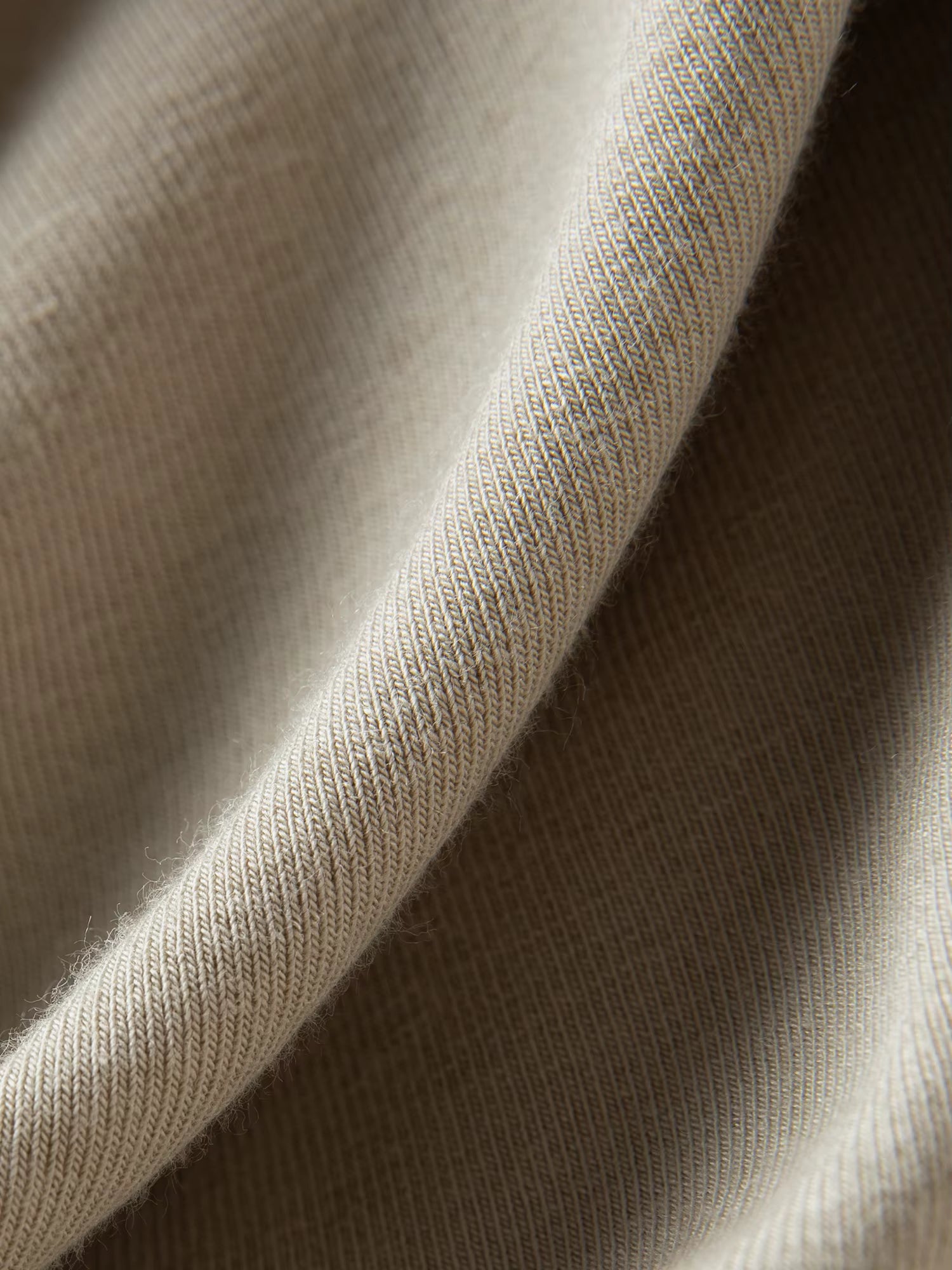 Plus-Size Women Layered Art Long-Sleeve T-Shirt with Floating Ribbon neckline Mock Two-Piece Slimming Top for Curvy Women