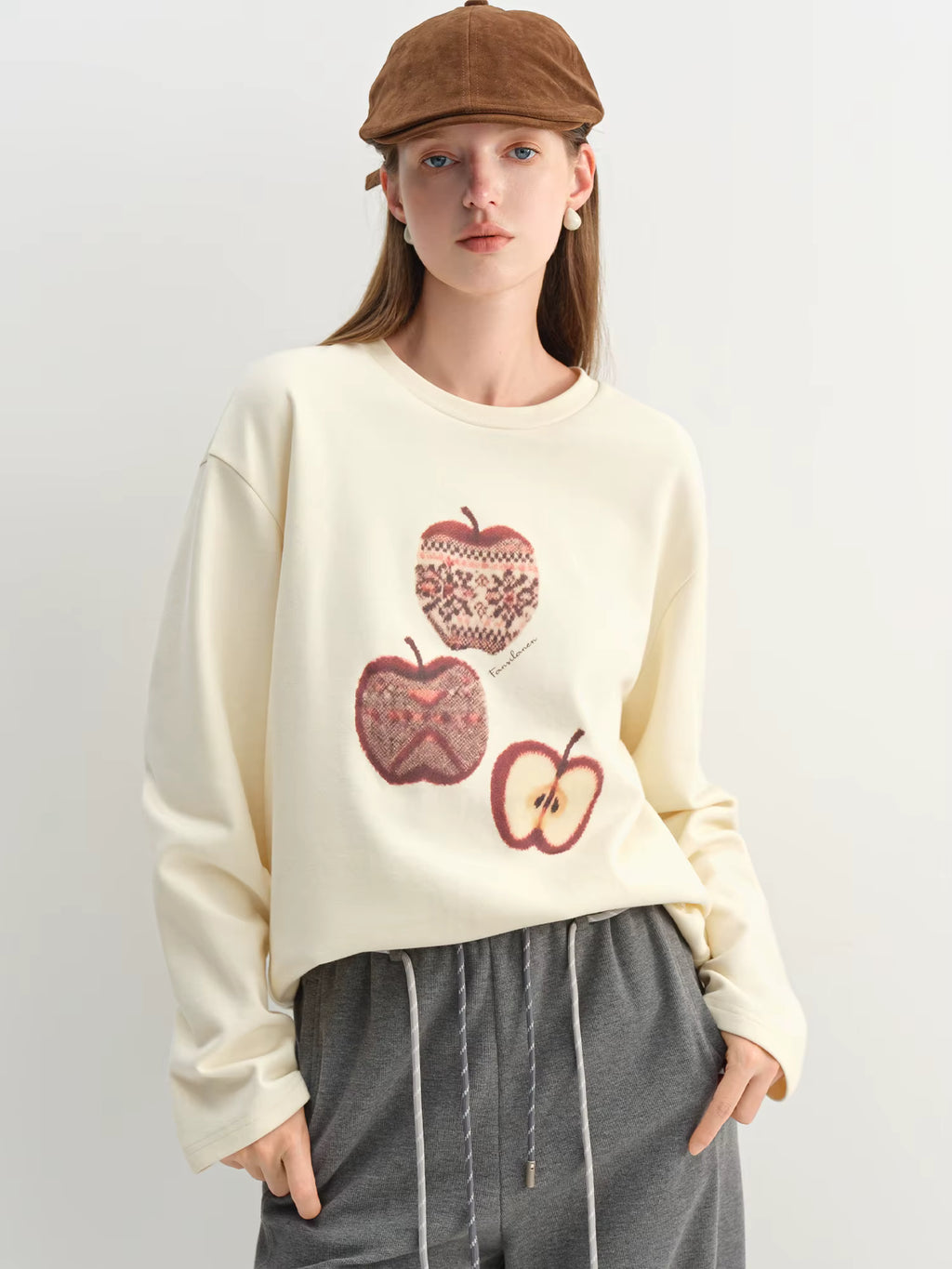 Spring Autumn New Women's American Retro Funny Apple Print T-Shirt Casual Loose Fit Round Neck Top Y2K Vintage Streetwear