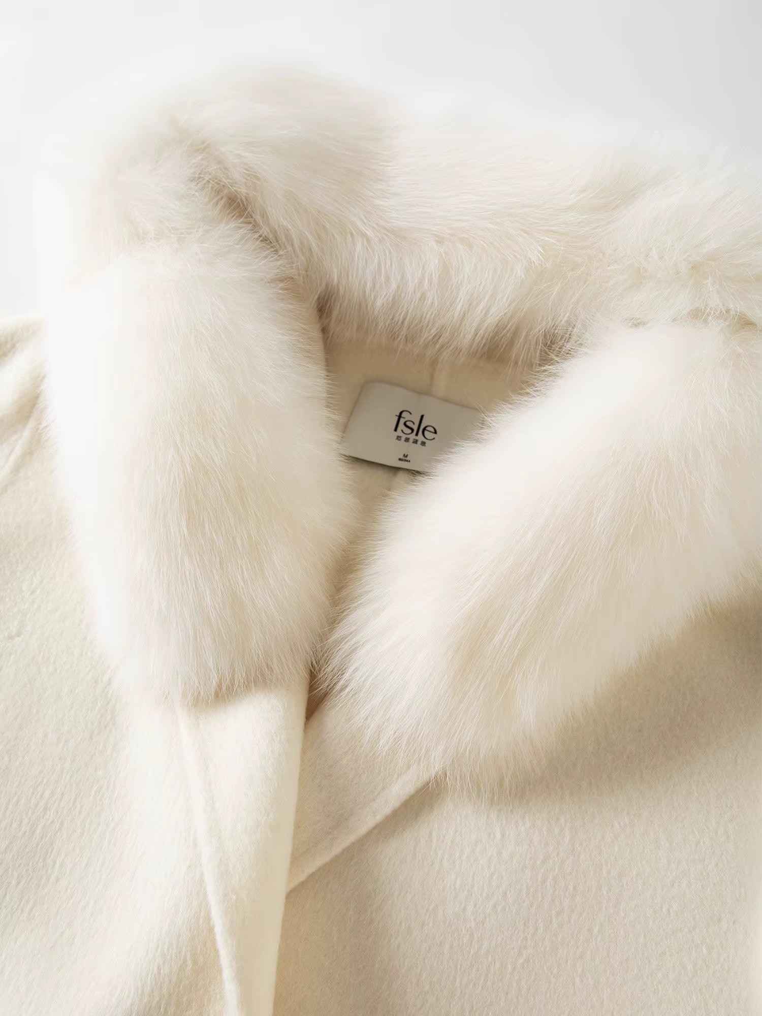 2025 Winter Women's Fox Fur Hooded Double Faced Wool Coat Long Plush Outerwear Vintage Elegant Warm Wool Coat Soft Coat