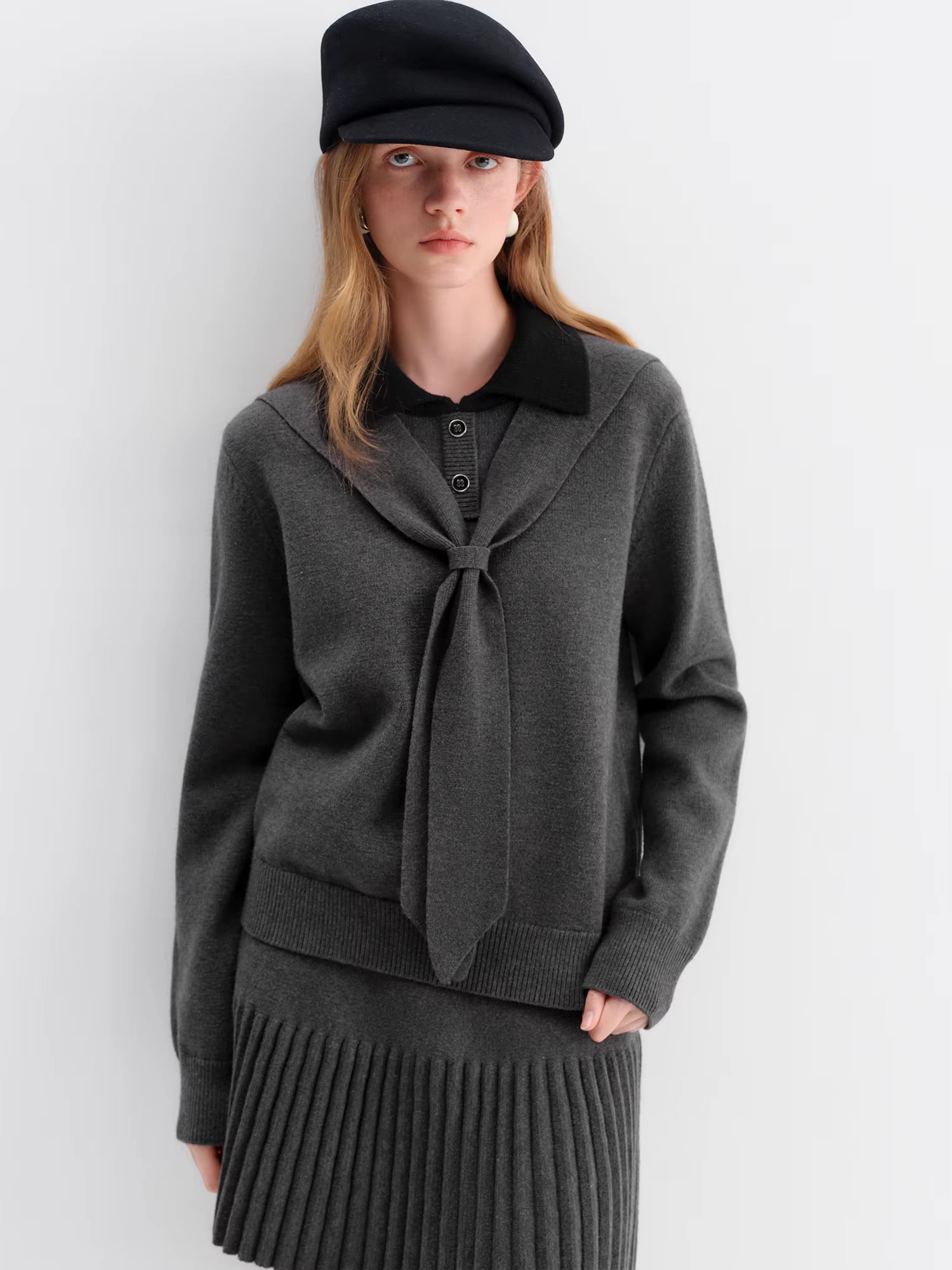 Gray College Style Two-piece Knitted Sweater Suit for Women Pullovers Mini Pleated Skirts 2025 Autumn and Winter New Style