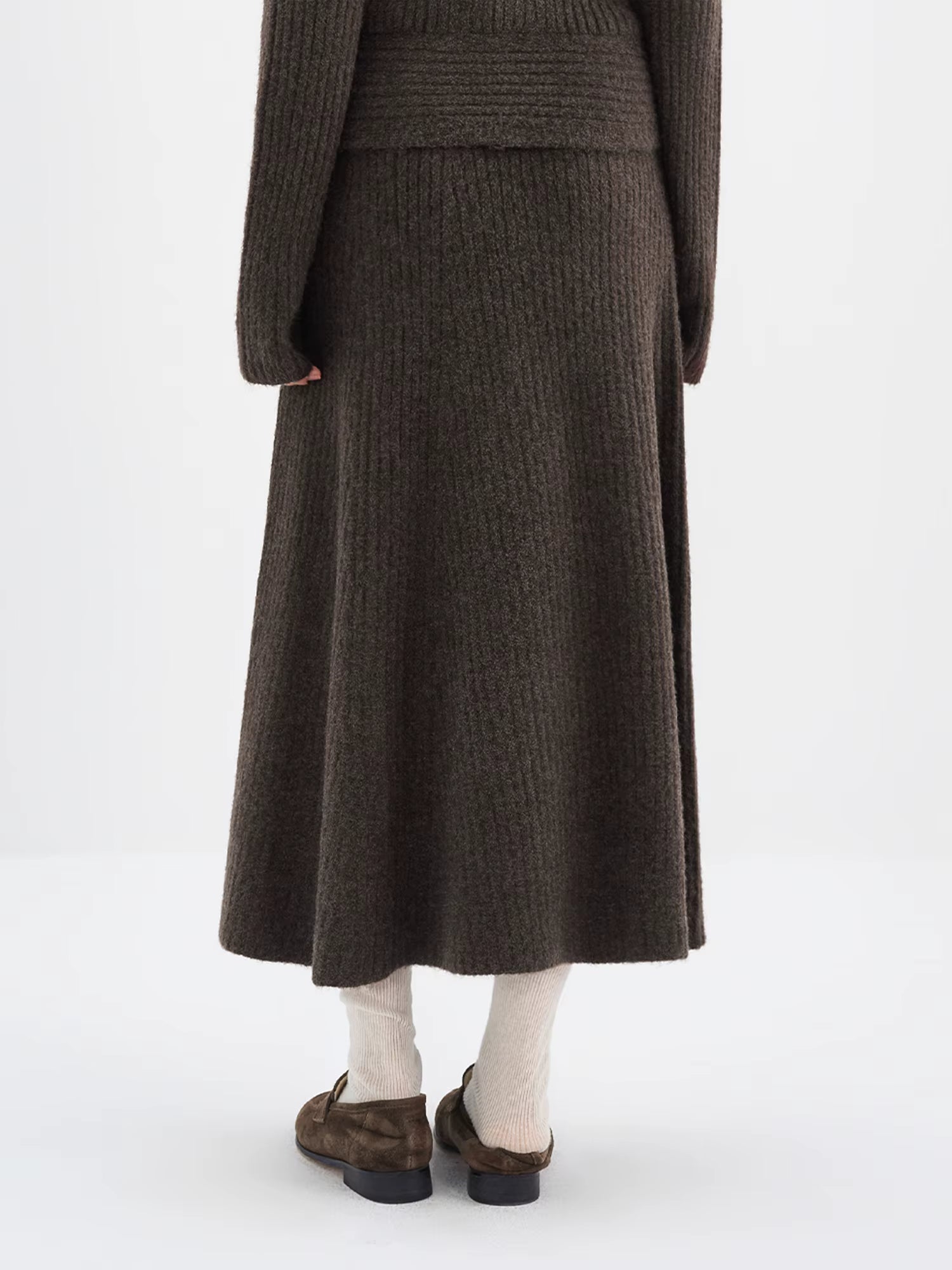 Fall 2025 Winter New Arrival Elegant Knitwear Twisted Knit Sweater and Skirt Two-Piece Outfit Sweater and Long Skirts Sets