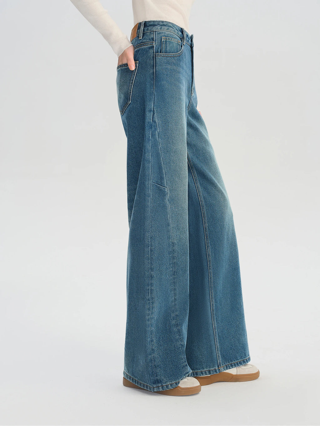 ZIQIAO Retro Emerald Green Wide Leg Jeans Women 2025 New Style Floor-Mopping Pants Straight Leg Drape Pants