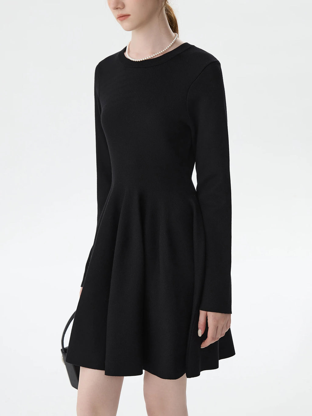 FSLE Women Winter Black Mini Dress Commuter Black Round Neck Knitted Above-knee Length Dresses French Floral Bud Dress 24FS14487
