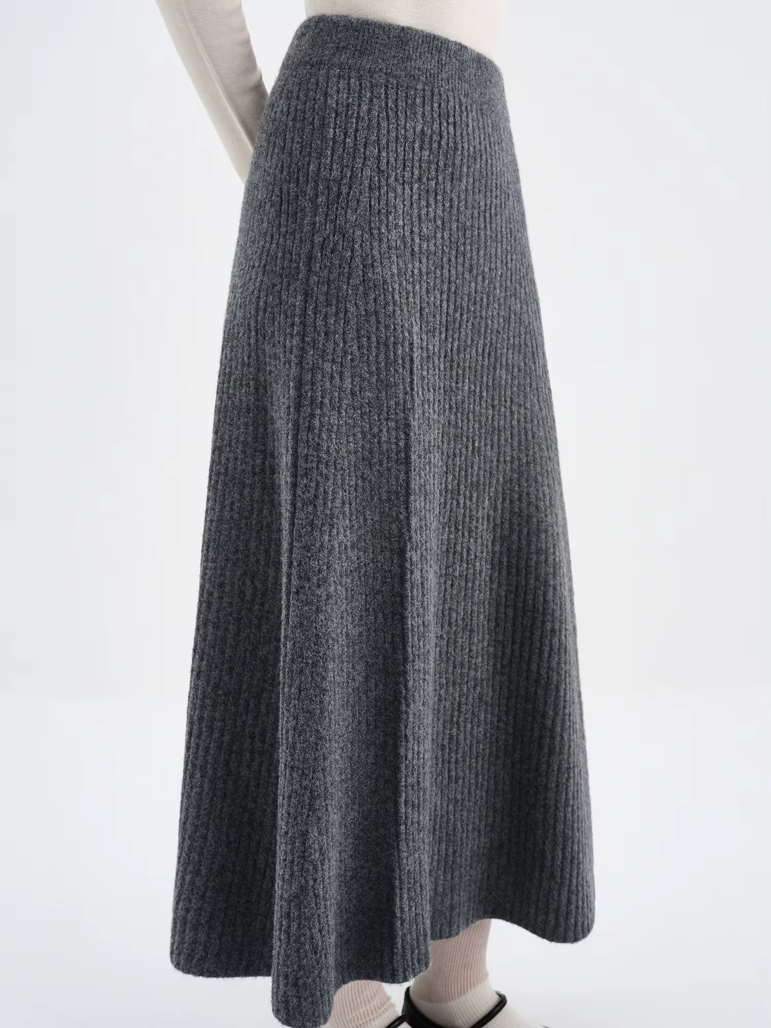 Fall 2025 Winter New Arrival Elegant Knitwear Twisted Knit Sweater and Skirt Two-Piece Outfit Sweater and Long Skirts Sets