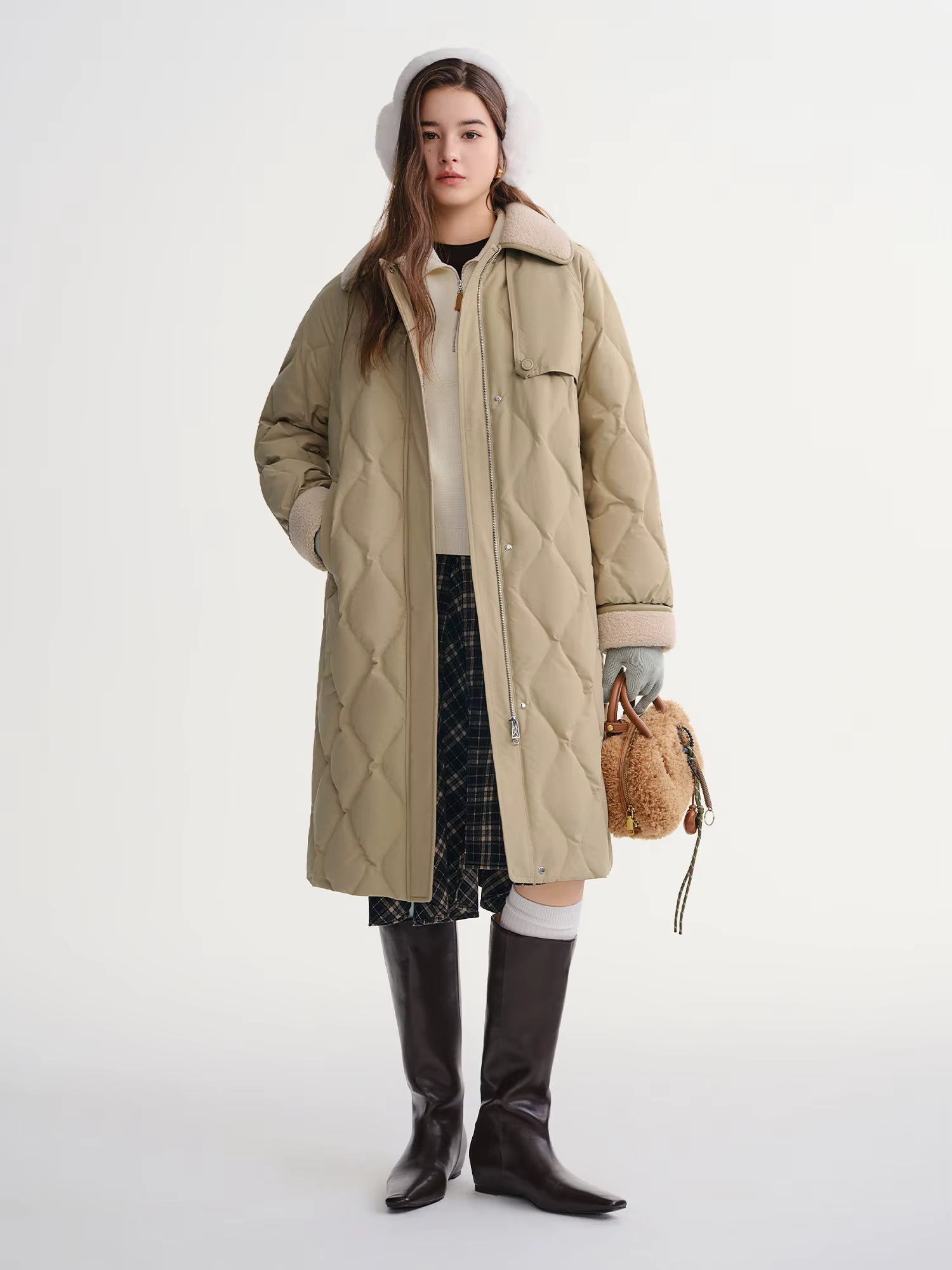New Women's Vintage Color Block Down Jacket 2025 Winter Warm White Duck Down Coat Casual Outdoor Parka For Daily Commute
