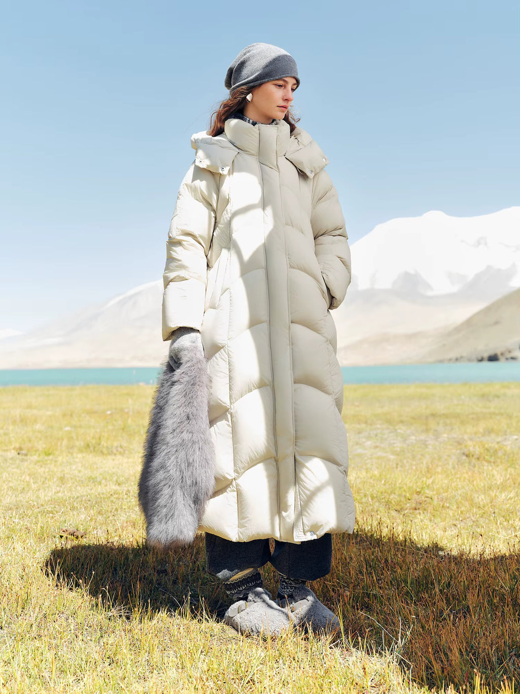 【Premium Series】Women Stylish Hooded Long Winter Parka White Goose Down 2025 New Arrival High-Fill Down Outerwear Coats