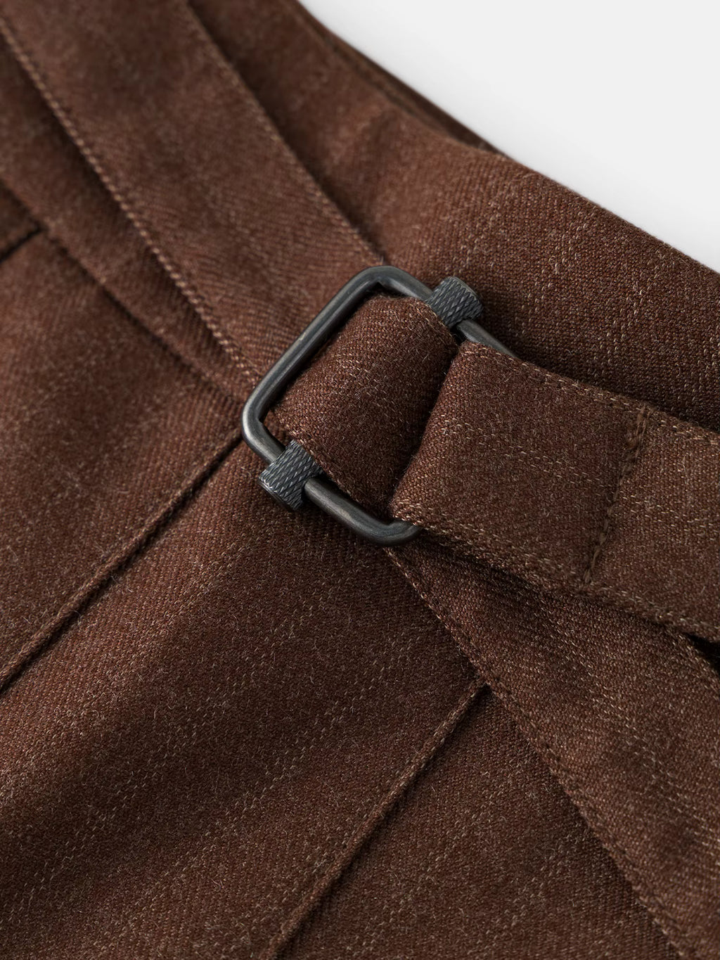 Plus-Size Women's Dark Stripe Pleated Skirt with Fabric Belt Fall-Winter 2025 New Arrival A-Line Mini Skirt Brown Skirts