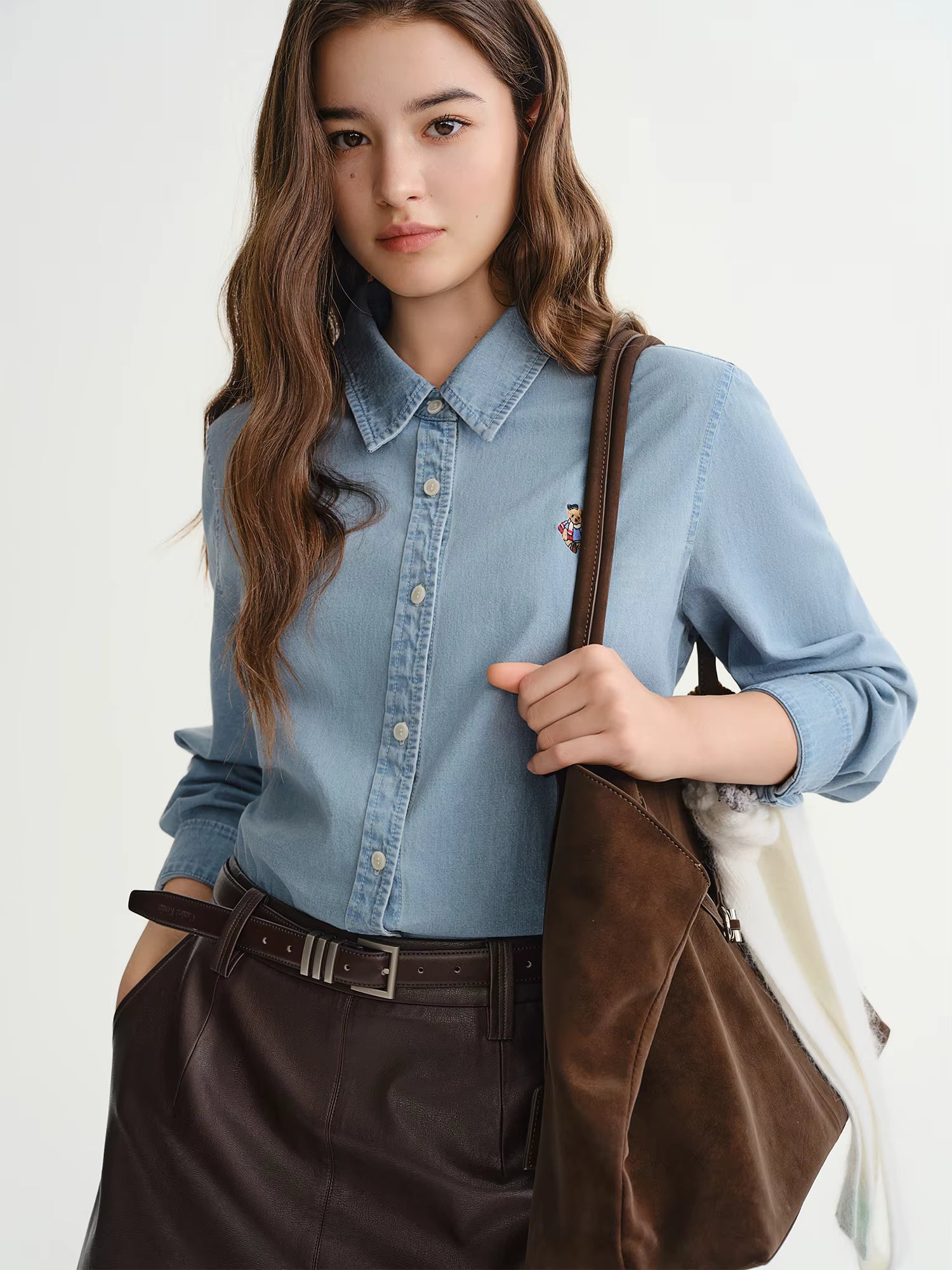 Plus Size Women's Denim Shirt with Bear Embroidery American Retro Style Autumn Winter 2025 Slimming Fit Casual Top Blouse