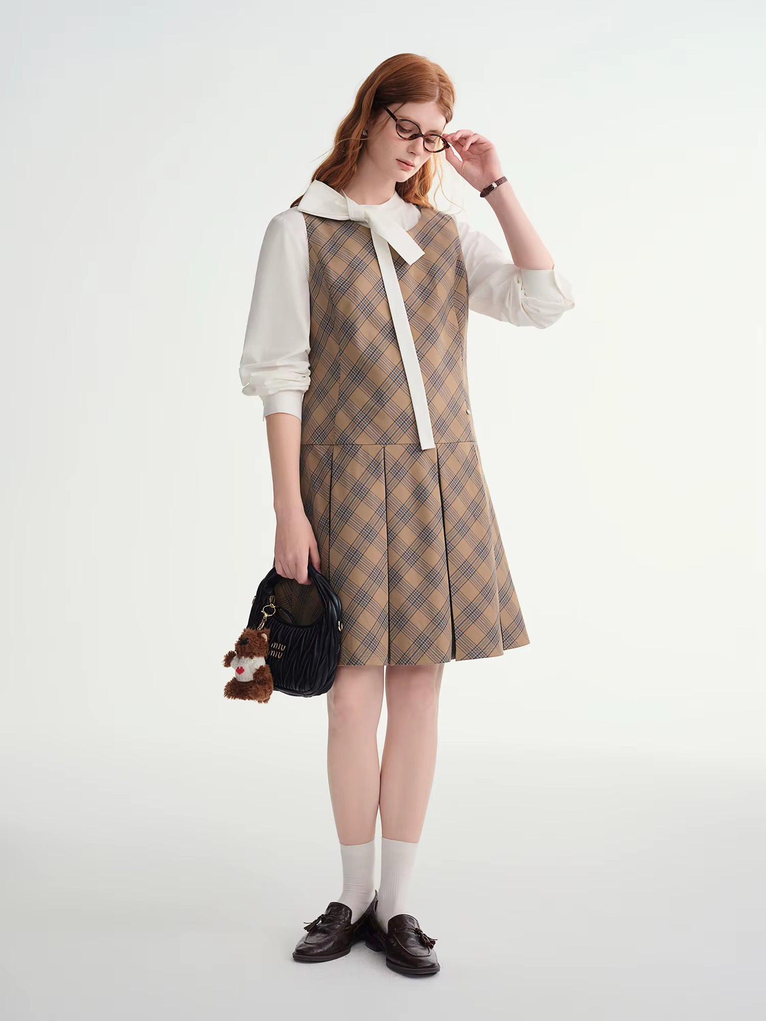 Winter 2025 Women's Tartan A-Line Jumper Dress - Retro Plaid Pattern Sleeveless Swing Skirt for Layering