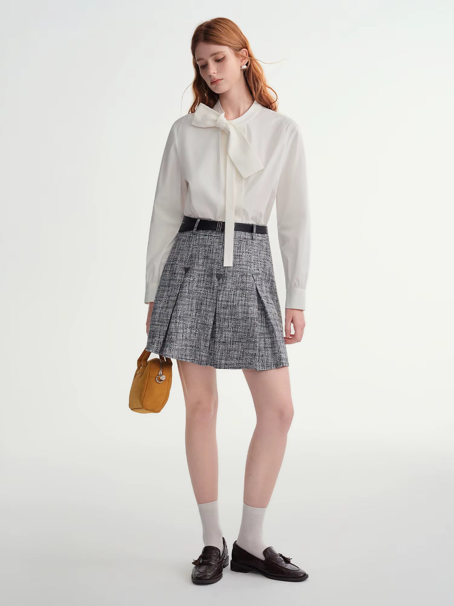 Winter 2025 Women's Tartan A-Line Jumper Dress - Retro Plaid Pattern Sleeveless Swing Skirt for Layering