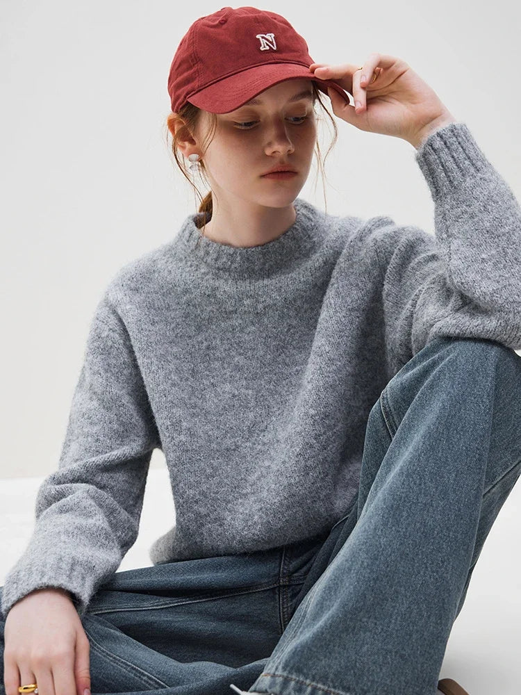 FSLE 【Multi-color Optional 】Warm Soft Waxy Round Neck Pullover Sweater for Women Winter 2023 All-match Loose Sweater Female