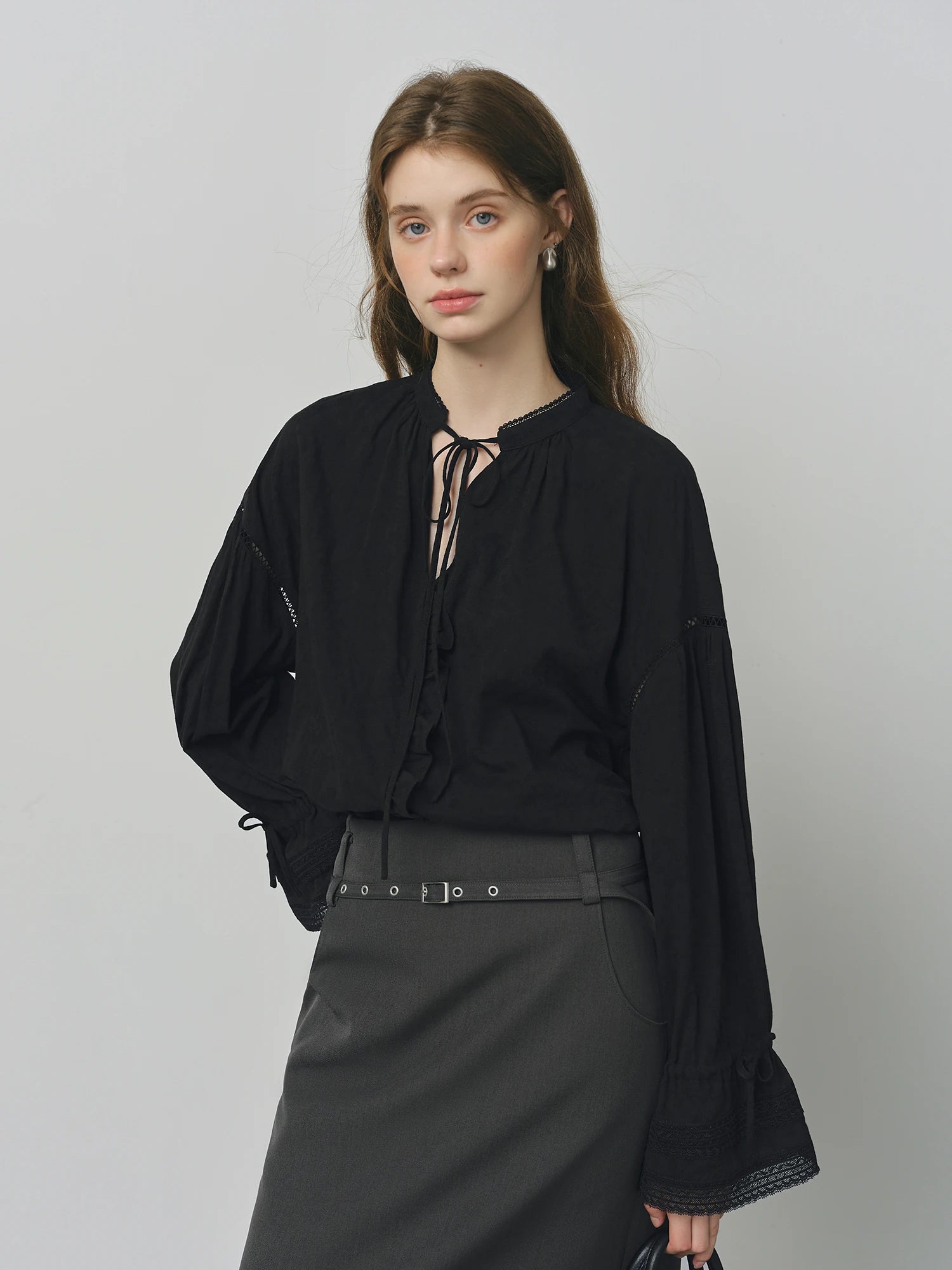 FSLE French Style V-neck Earrings Lace-up Shirt for Women Autumn 2025 New Arrival Long-sleeved Stitching Casual Tops