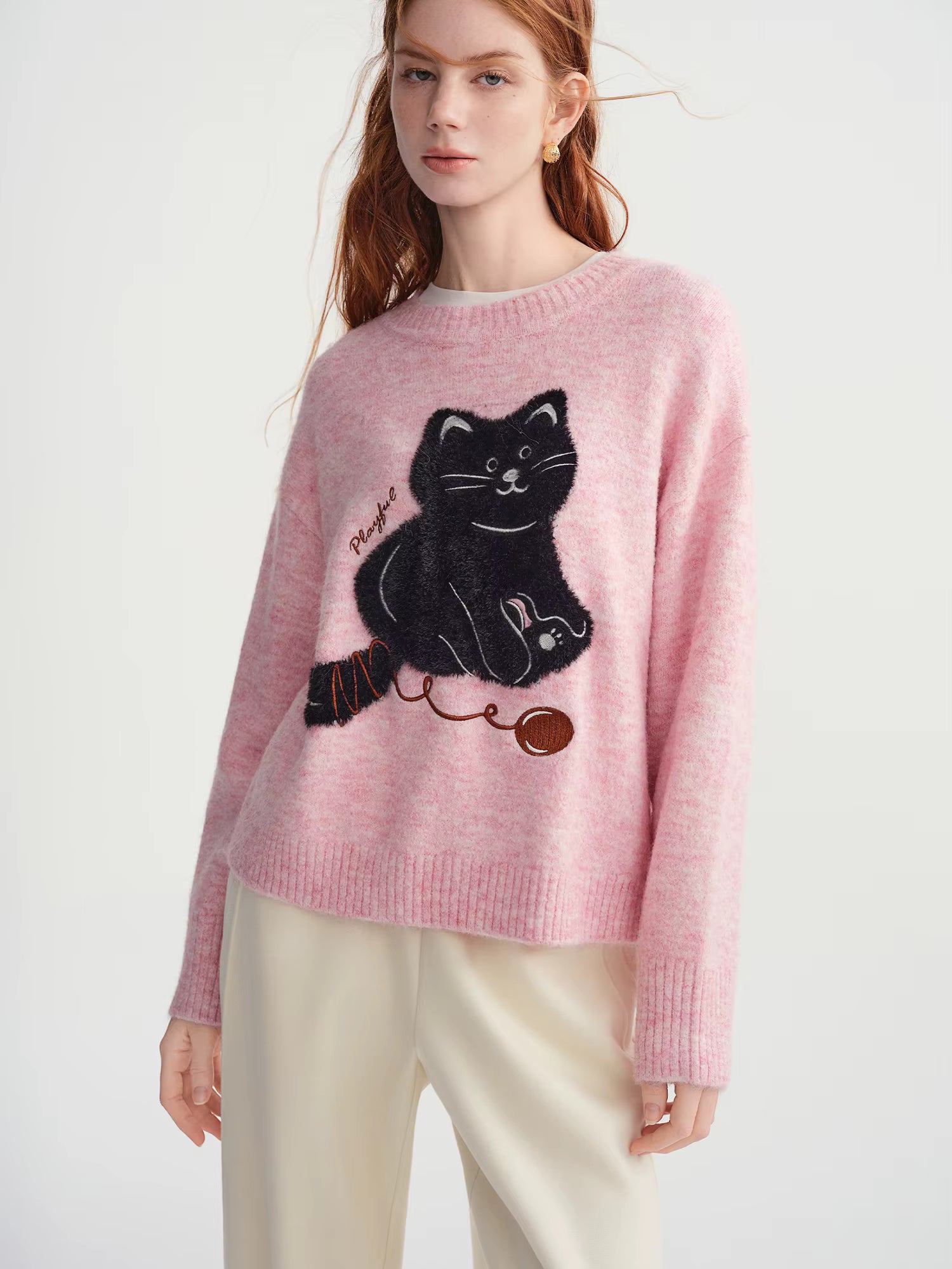 2025 Winter Women's Fun Animal Pattern Jacquard Knit Sweater - Relaxed Fit Round Neck Slimming Pullover for Casual Comfort