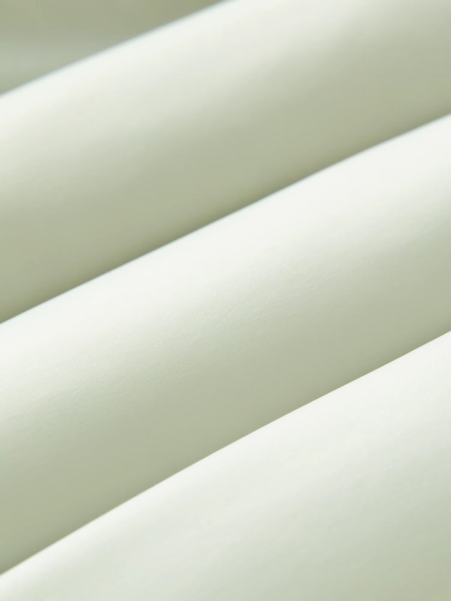 Ultra Light Puffy Long Down Coat for Women Winter 2025 New Hooded Down Filled Jacket Warm Winter Parkas Oversized Outdoor