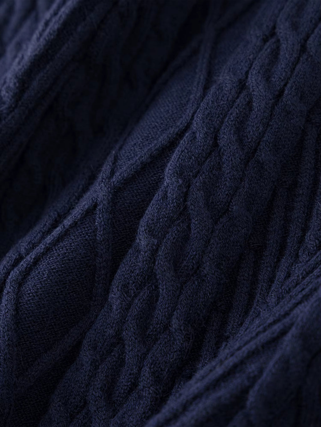 Fake Two-piece Cable-knitted Cardigan V-neck Slim Elastic Soft 2025 Winter New Korean Style Knitted Sweater Trendy