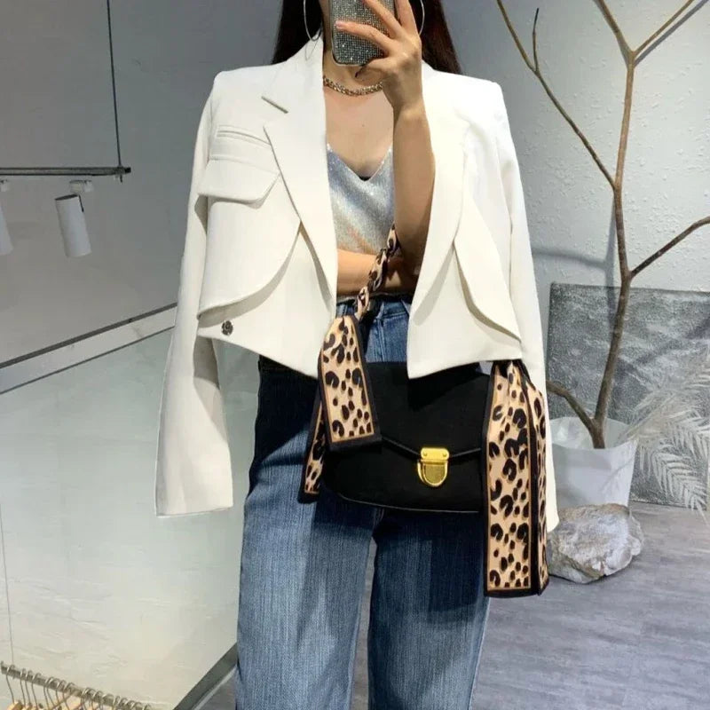Crop Black Short Clothing Women's Blazers Female Coats and Jackets White Outerwear Youthful Woman Clothes Korean Fashion Bring