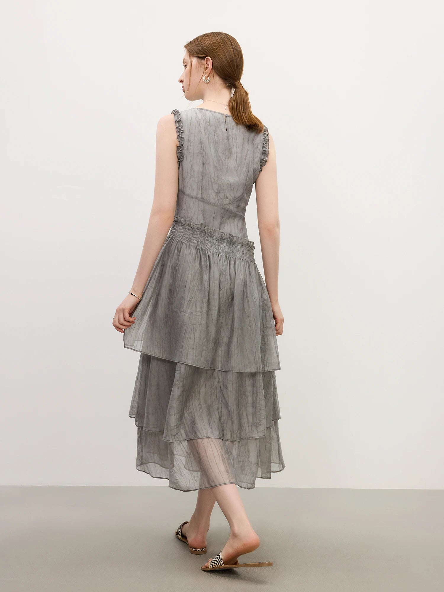 FSLE 2025 Summer Textured Pleat Dress - Fluid Asymmetric Hem Sleeveless Resort to Office Elegant Silhouette