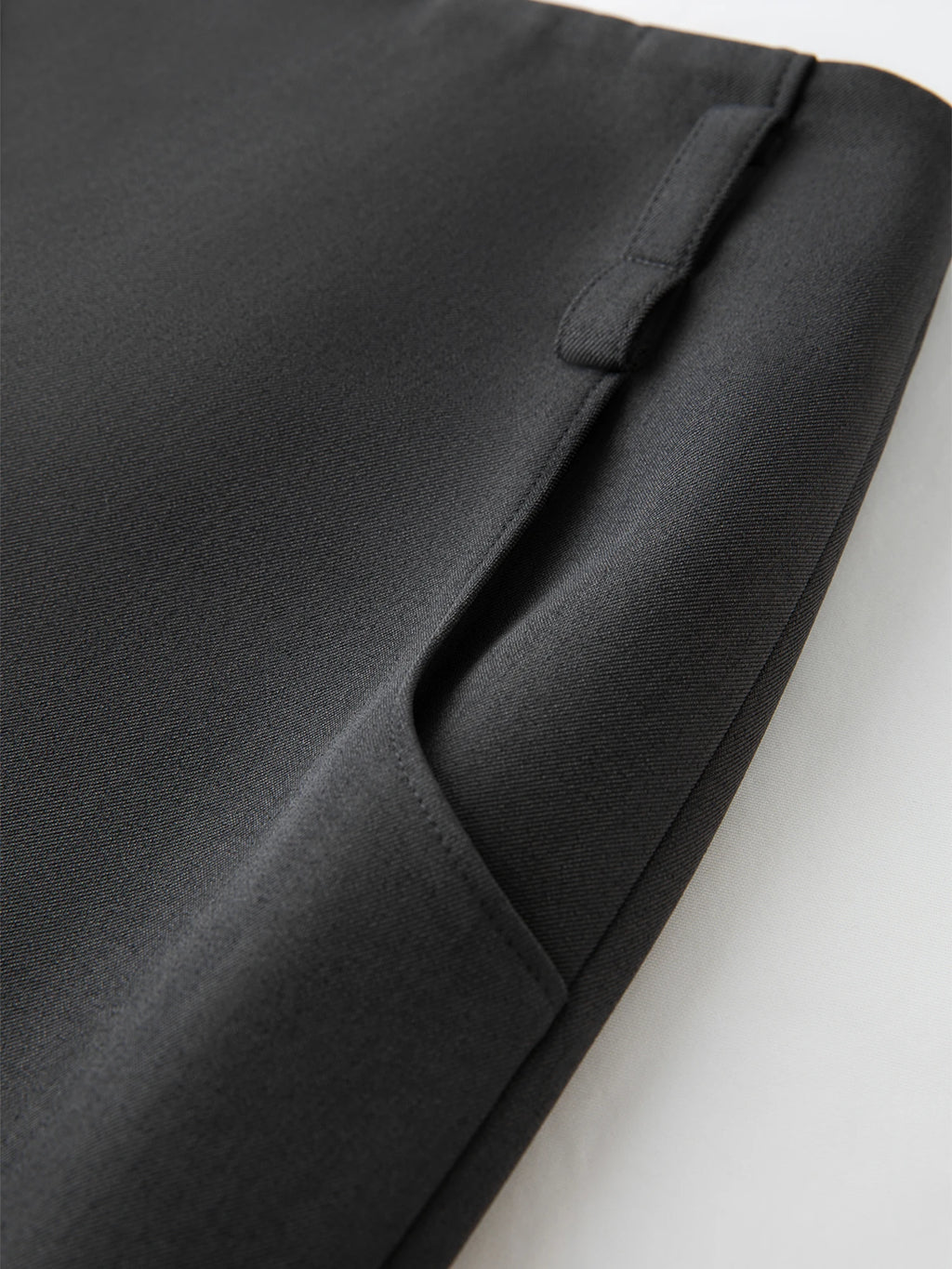 FSLE Dark Gray Retro Straight Skirt For Women Autumn 2025 New Arrival Minimal Temperament Commuting Office Chic Skirt