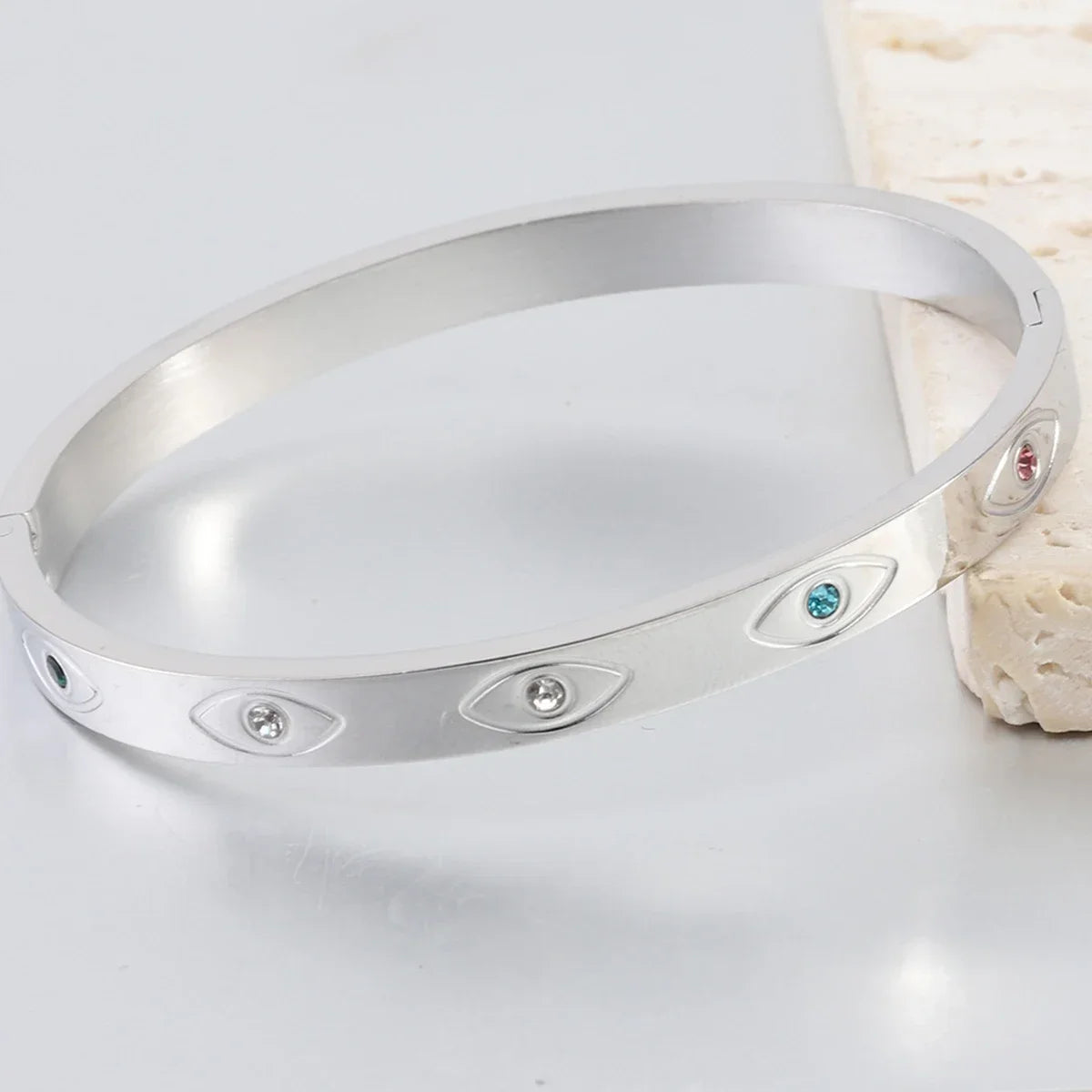 Stainless Steel Bracelet for Women Cuff Bracelets on Hand Couple Fashion Man Bangles Jewellery Accessories Gift