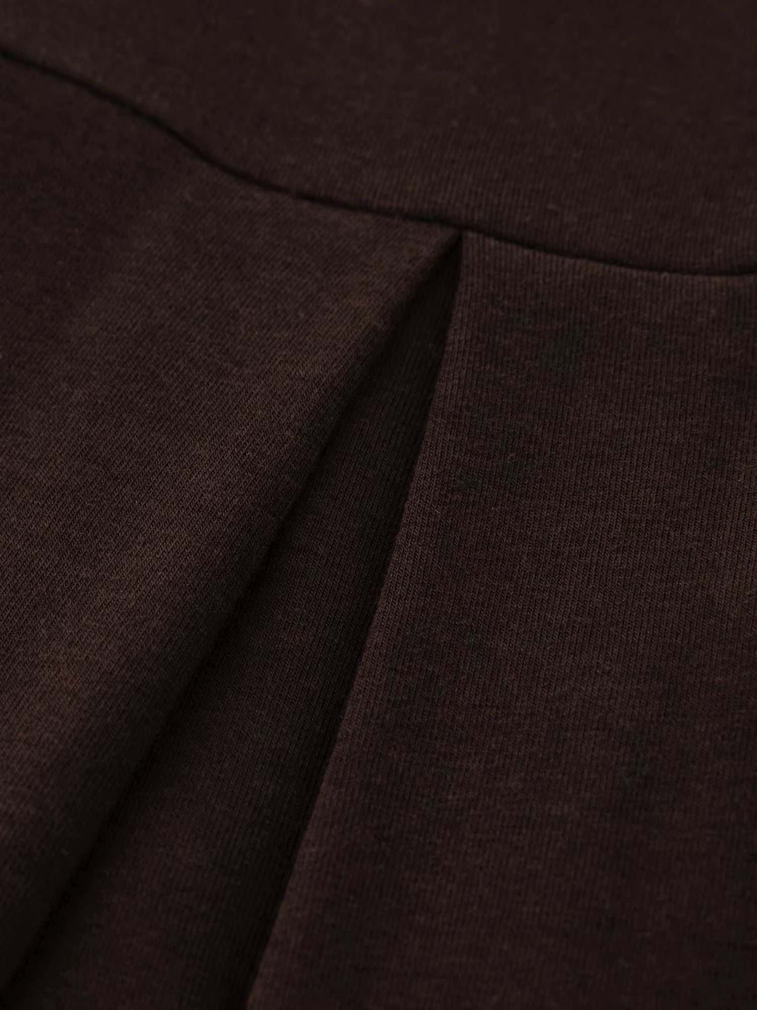 Autumn Winter 2025 Women's Waist-Defined Maxi Dress - Classic Black Timeless Silhouette Flattering Fit Office Elegant