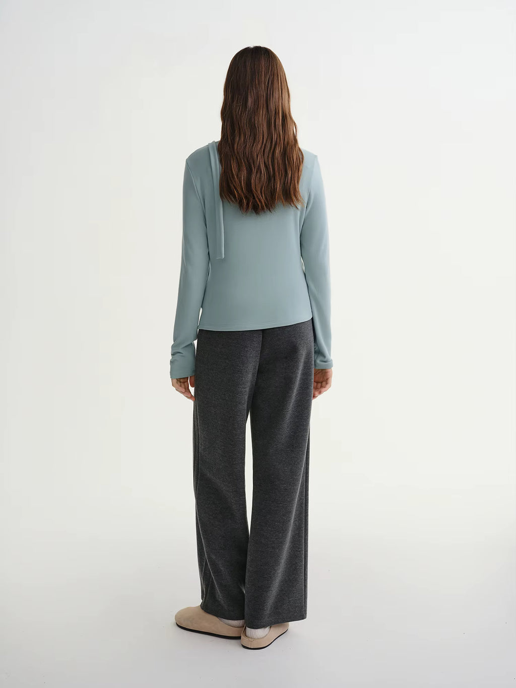 Plus-Size Women Layered Art Long-Sleeve T-Shirt with Floating Ribbon neckline Mock Two-Piece Slimming Top for Curvy Women