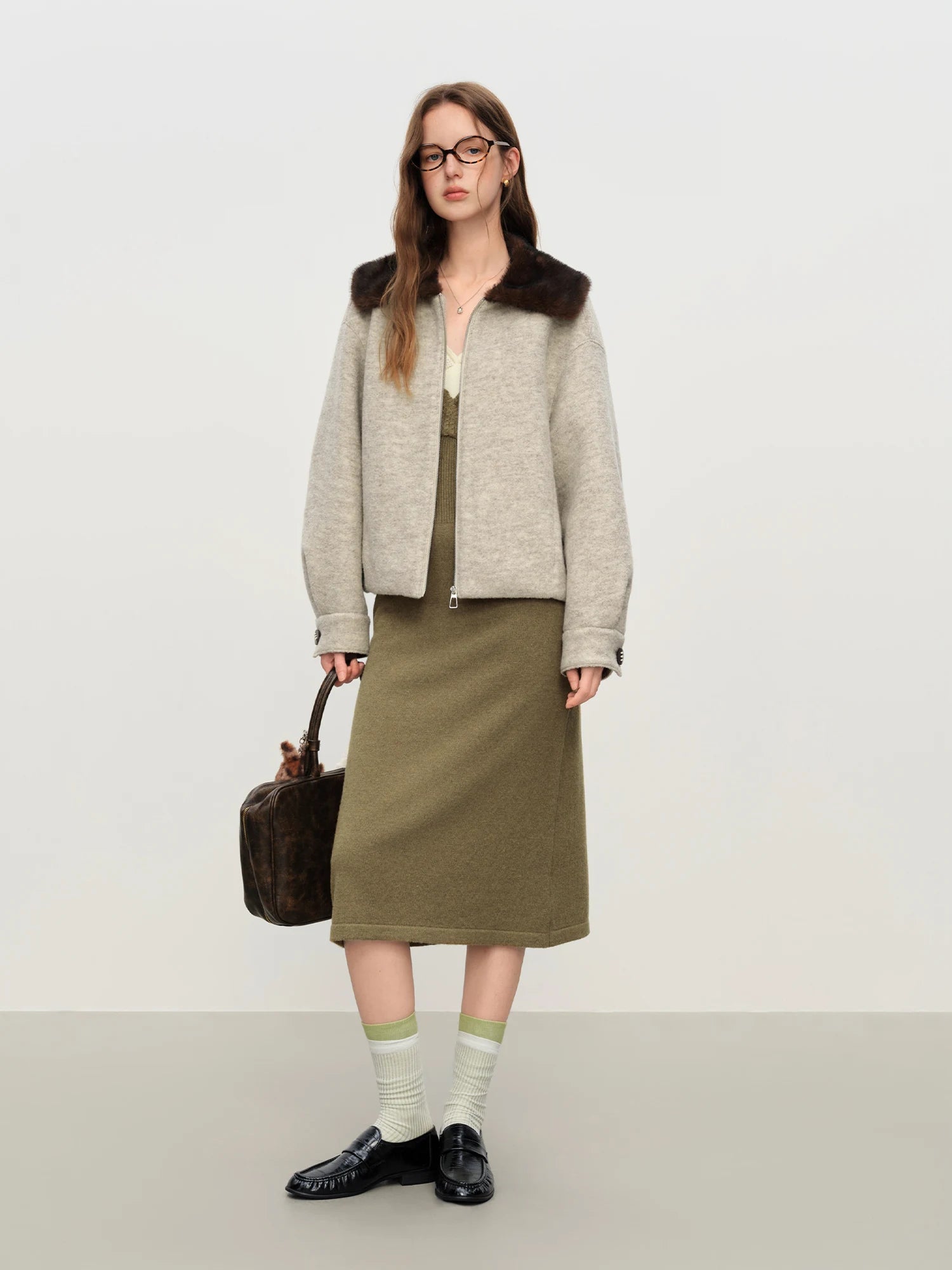 Roma-style Wool-Blend Jacket with Fake Fur Collar Vintage Pleated Short Coat for Women Winter 2025 New Arrival Winter Coat