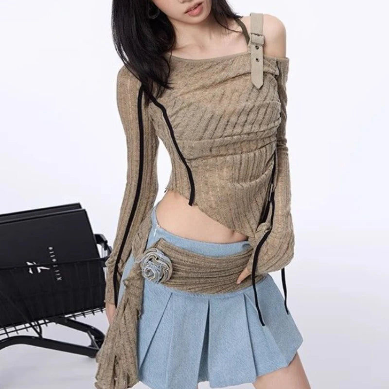 Deeptown 2000s Aesthetic Vintage T-shirts Women Sexy Y2k Punk Gyaru Long Sleeve Crop Streetwear Asymmetrical Top Slash Neck Tee