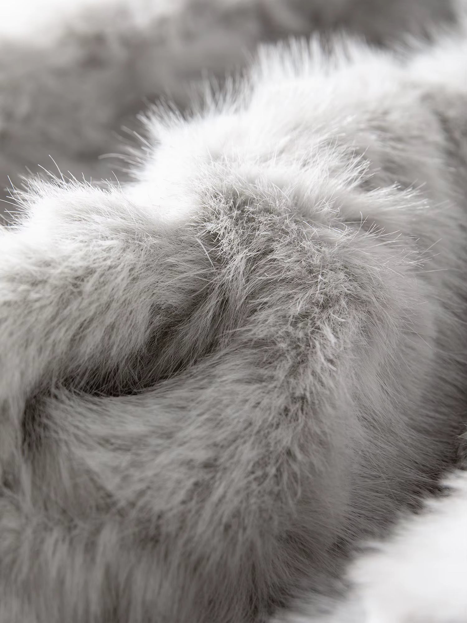 Premium Series】Faux Wool Embossed Suede Patchwork Short Jacket for Women 2025 Winter New Arrival College-Style Outerwear