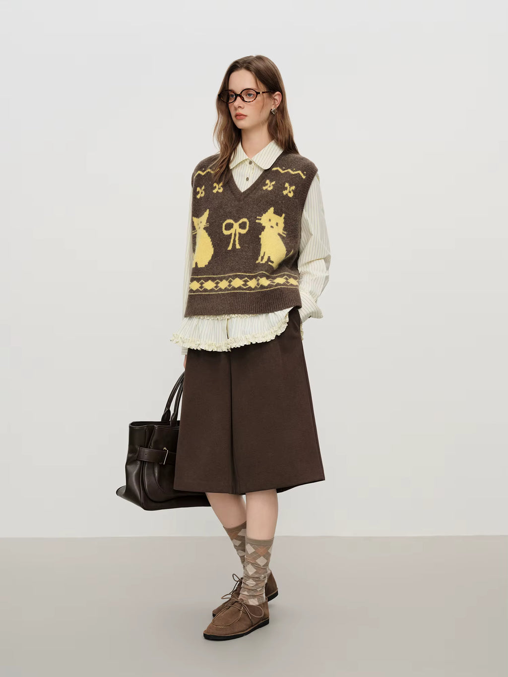 Retro Age-reducing Kitten Jacquard V-neck Knitted Vest Vest for Women Winter 2025 New American Style Vest