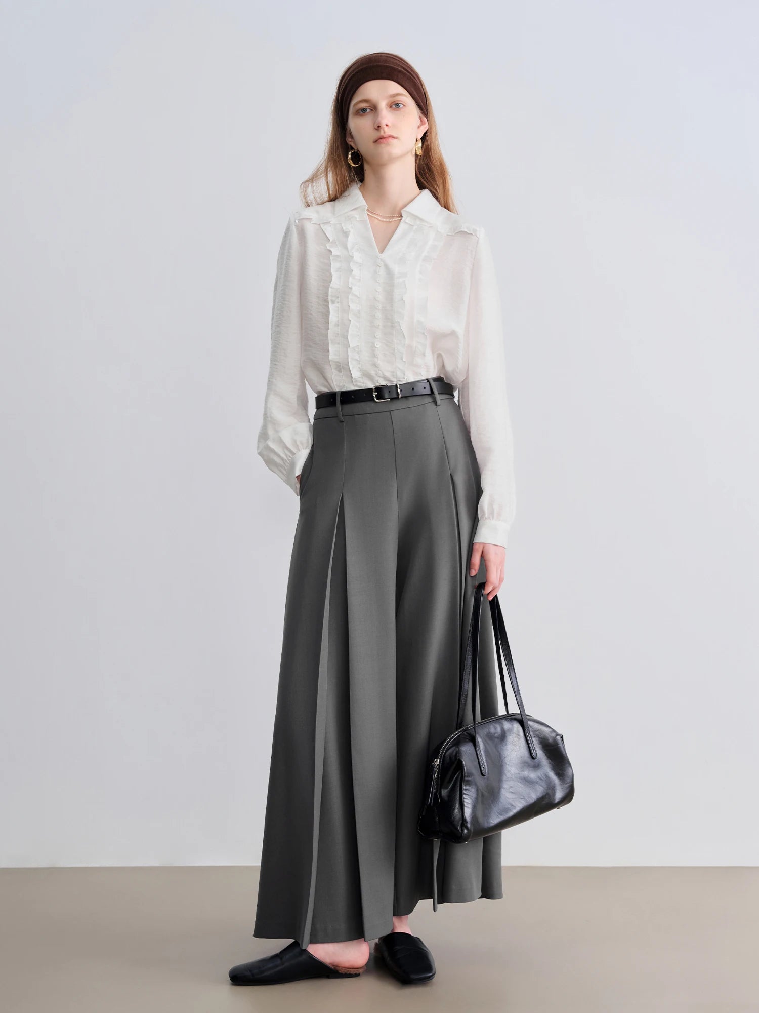 ZIQIAO Autumn 2025 Women's French Inspired Blouse - Soft Lace Trim White Top Ruffle Detail Gentle Style Casual Elegant Shirt