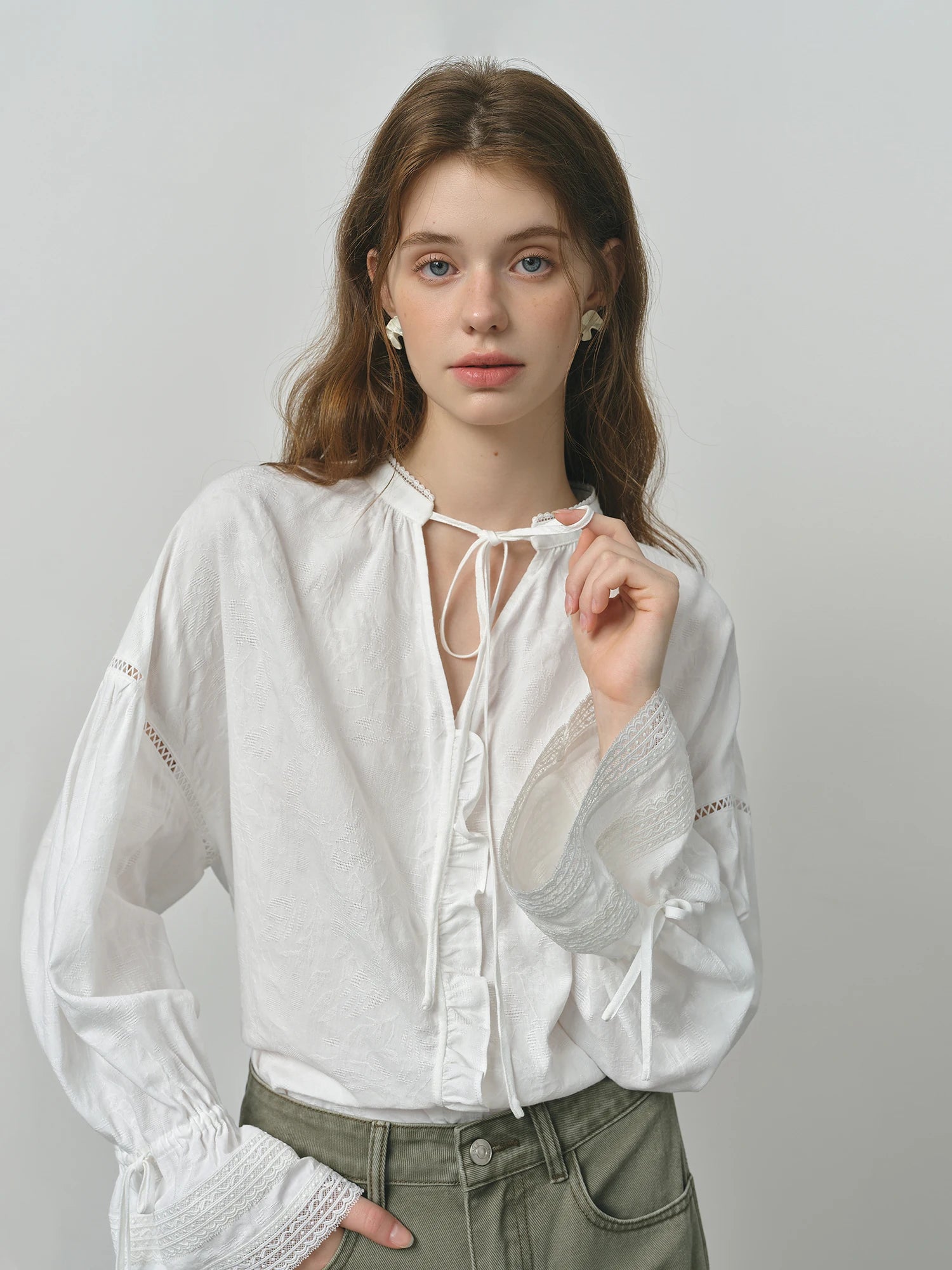 FSLE French Style V-neck Earrings Lace-up Shirt for Women Autumn 2025 New Arrival Long-sleeved Stitching Casual Tops
