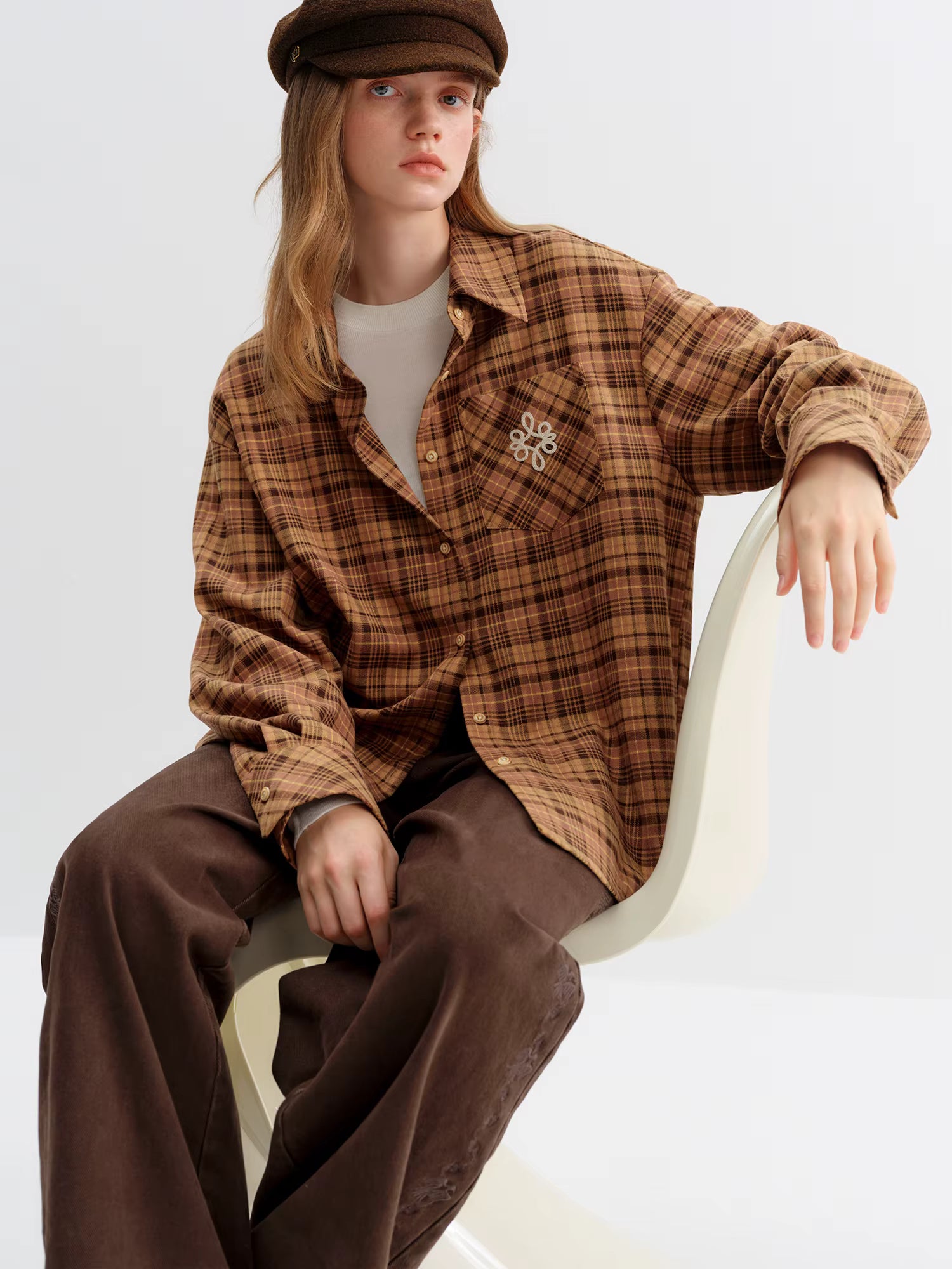 Brushed Plaid Shirt Women's Winter 2025 New Long Sleeve Plaid Retro Embroidery Shirt Classic Leisure Loose Tops