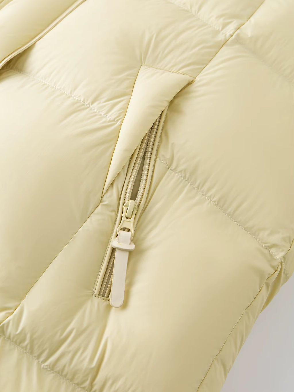 Winter 2025 Women's Oversized Puffer Jacket - Short Hooded Down Coat 90% White Duck Down Fill for Casual Comfort and Warmth