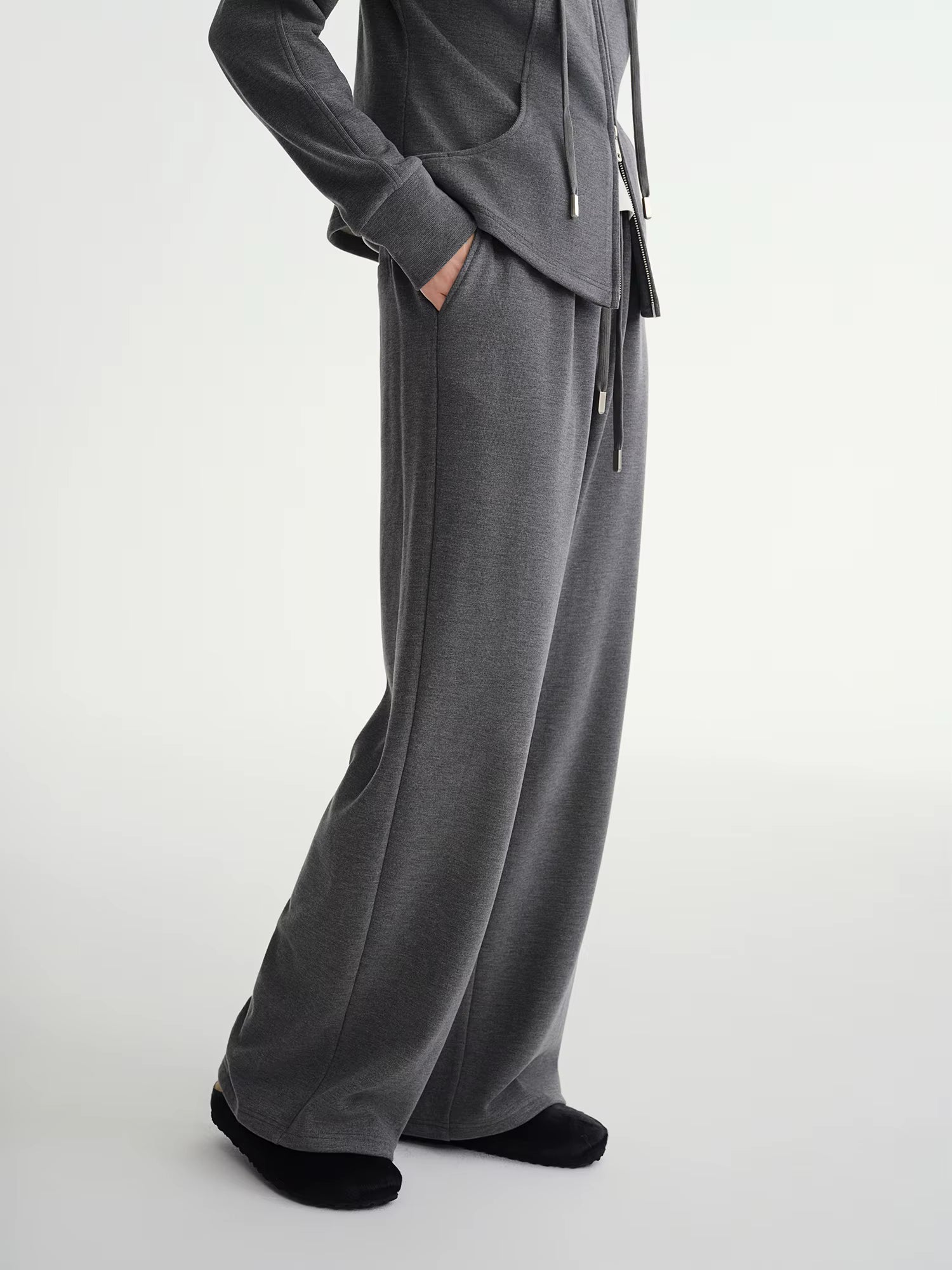 Winter 2025 Women's Waist-Defined Sweatshirt Set - Relaxed Fit Pullover & Joggers Two Piece Loungewear Casual Elegance