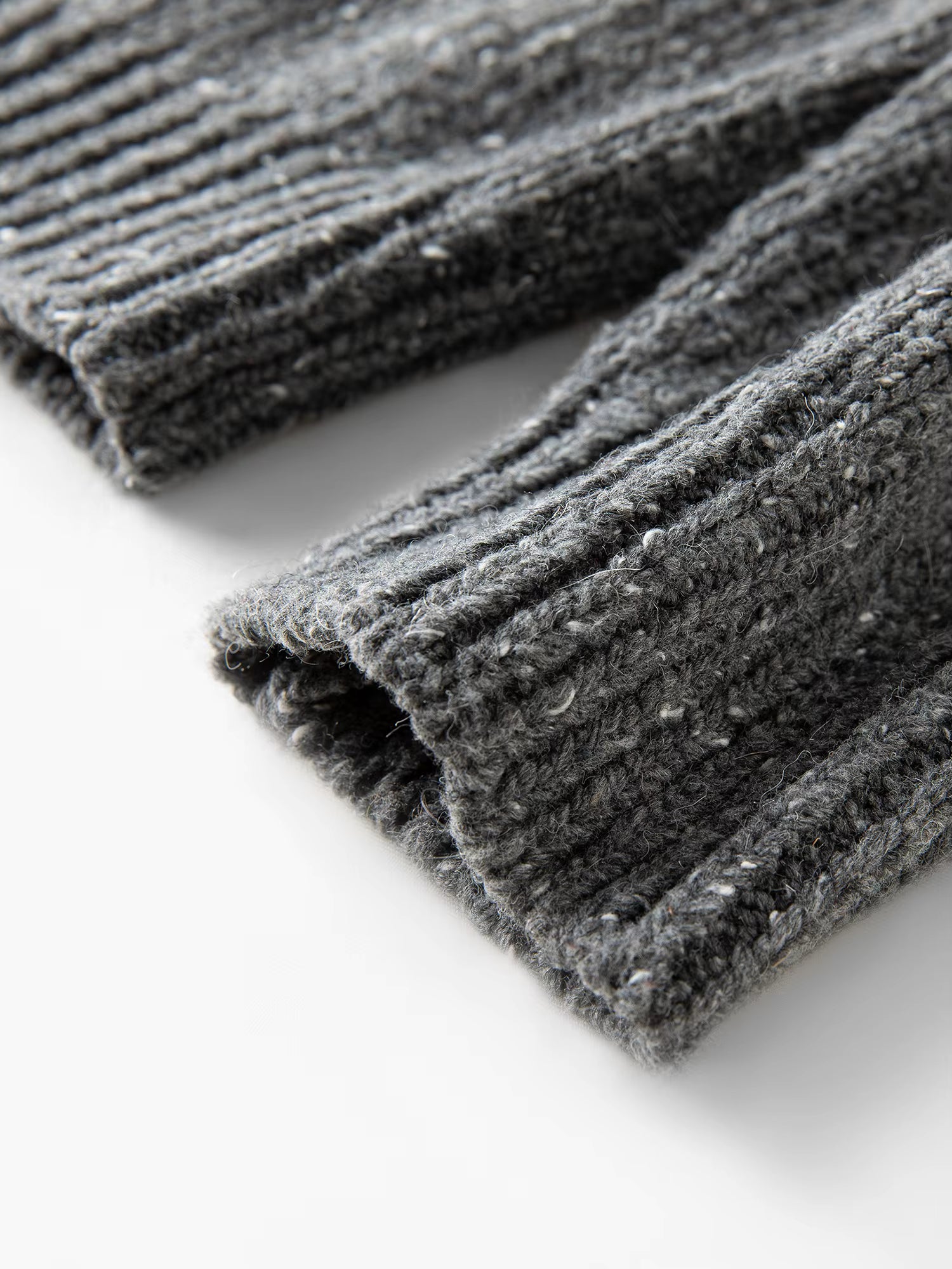 2025 Winter Women's Color Block Letter Embroidery Knit Sweater with Raglan Sleeves - Round Neck Pullover Top for Casual