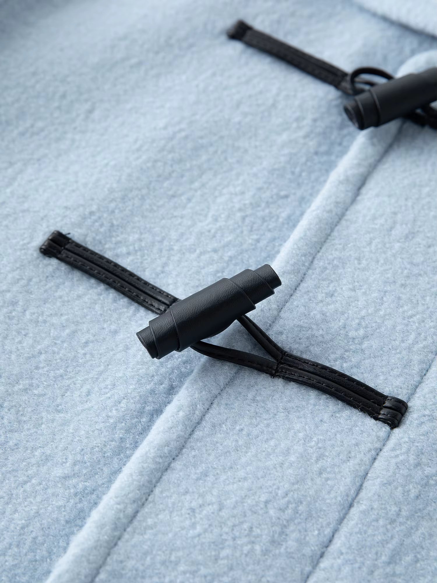 2025 Winter Women's Retro Pea Coat Short Wool Blend Jacket with Large Lapel Horn Buttons - Relaxed Fit Casual Outerwear