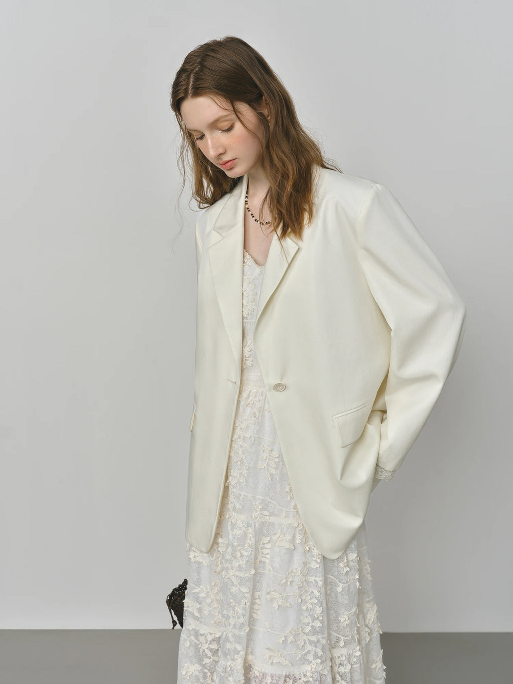 FSLE Design Sensitive French Women's Blazer with Lace Trim 2025 Autumn New Arrival White Suit Blazers