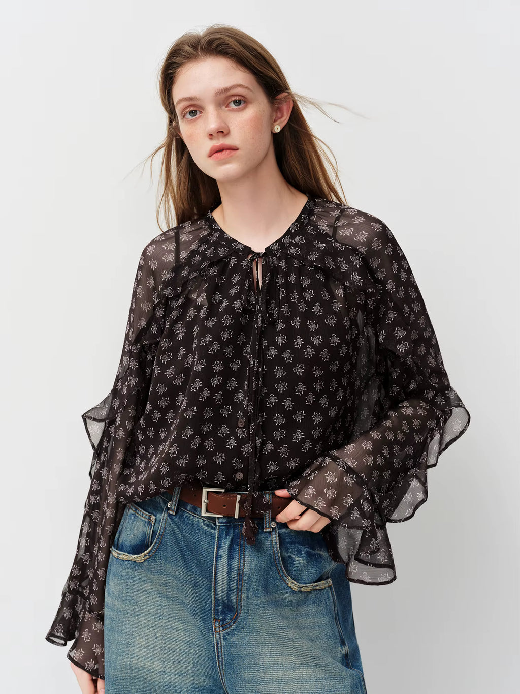 Light Elegance Spring Collection Lace Collar Tie Waist Flowy Blouse for Women 2026 Spring New Arrival Including camisole